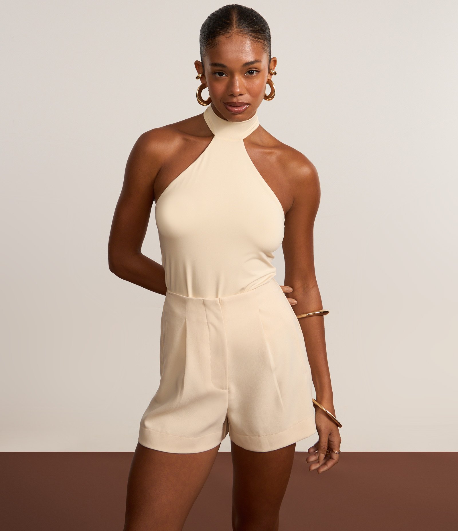 Short Alfaiatado com Pregas Frontais Off White 6