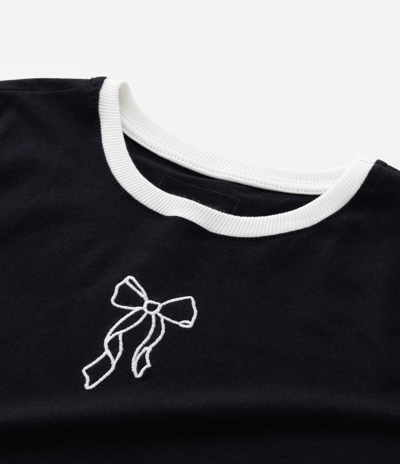 Camiseta Infantil com Estampa Lacinho - Tam 5 a 14 Anos Preto 5