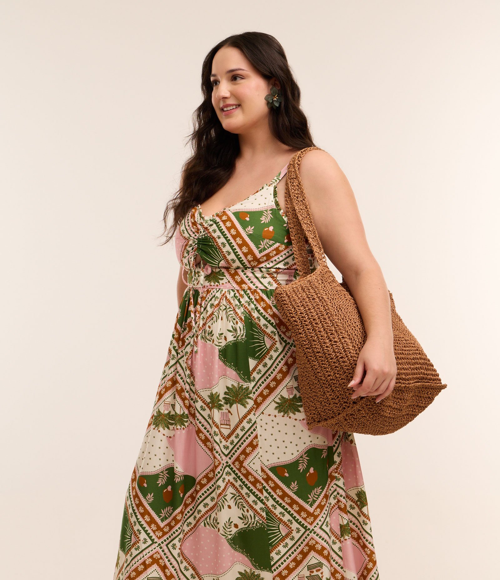 Vestido Longo em Viscose e Estampa Lenço Curve & Plus Size Multicores 3