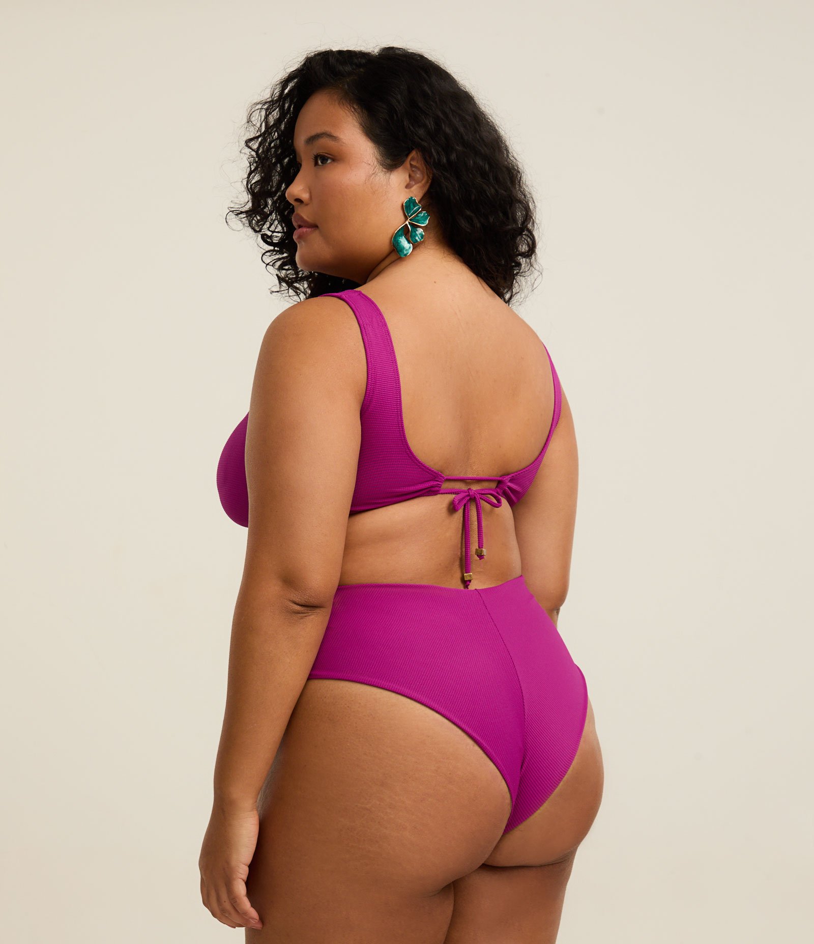 Maiô em Microfibra Texturizado com Argola Curve & Plus Size Roxo 3