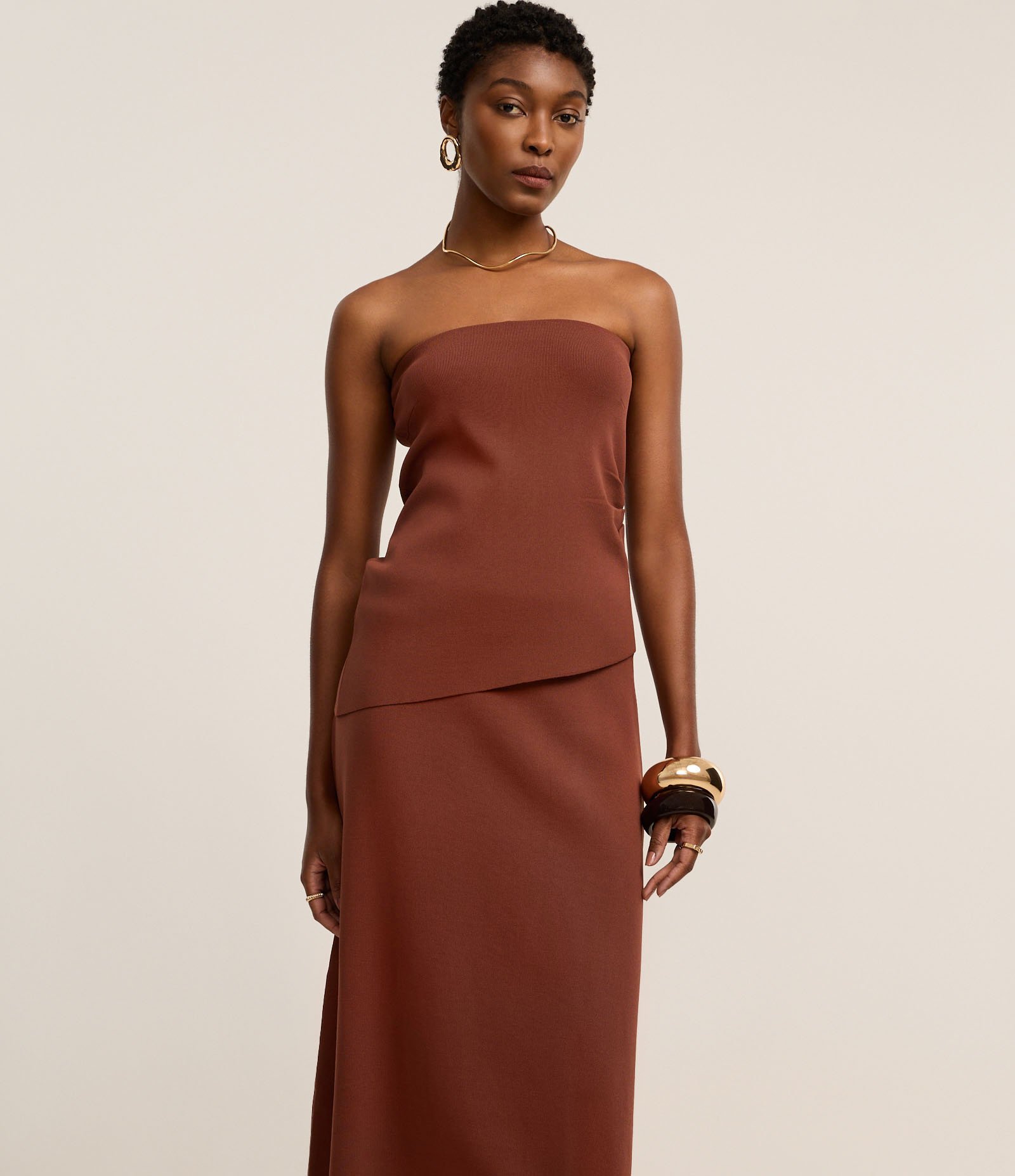 Saia Evasê New Midi em Tricô com Elástico no Cós Marrom 2