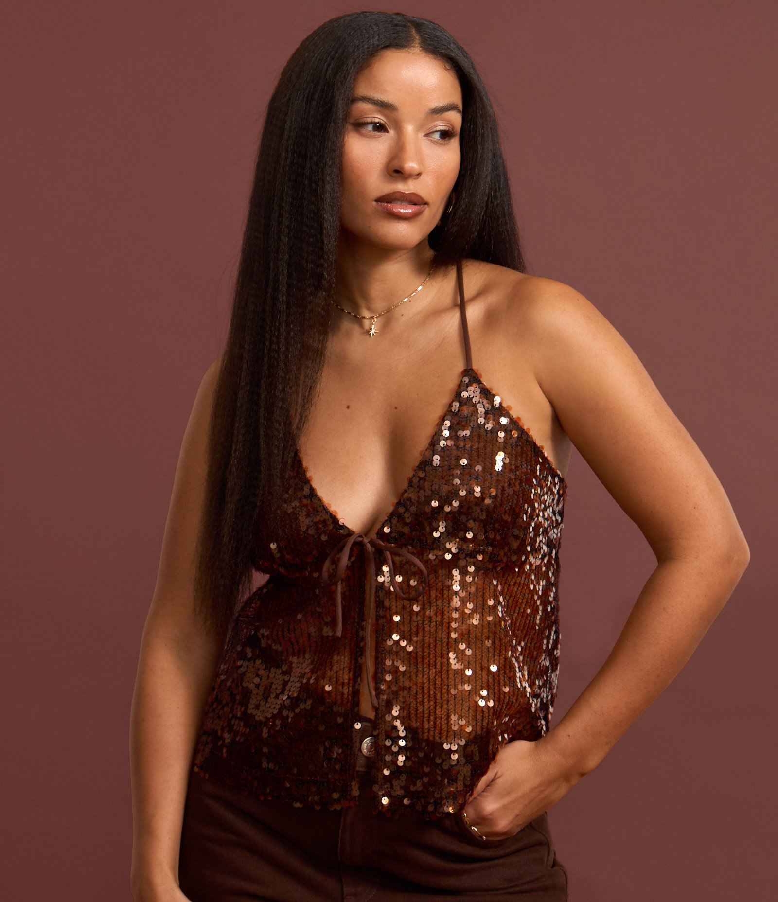 Blusa em Paetês com Amarração no Busto Marrom 4