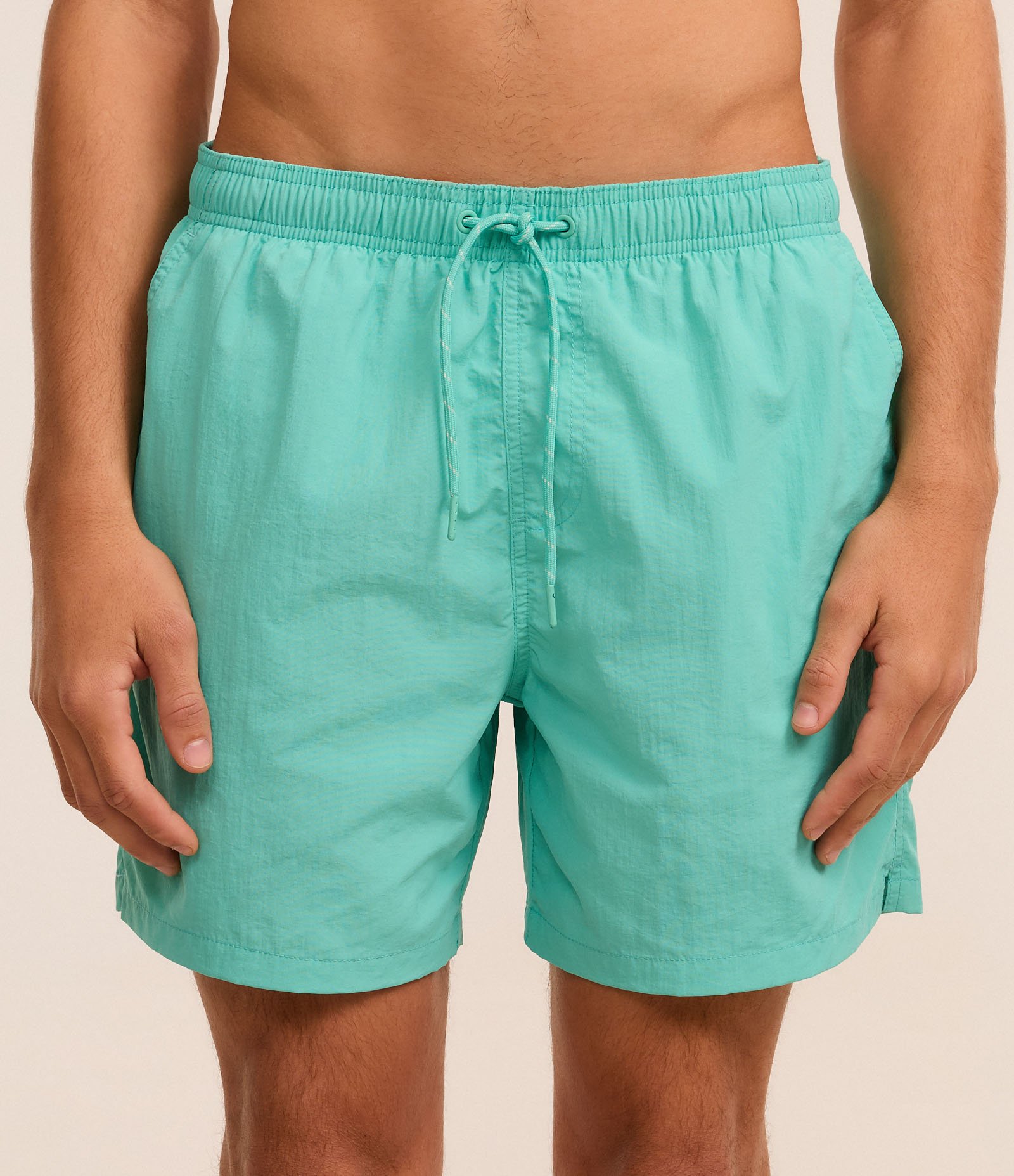 Bermuda de Banho Básica em Microfibra com Cós Elástico e Cordão Verde Claro 2