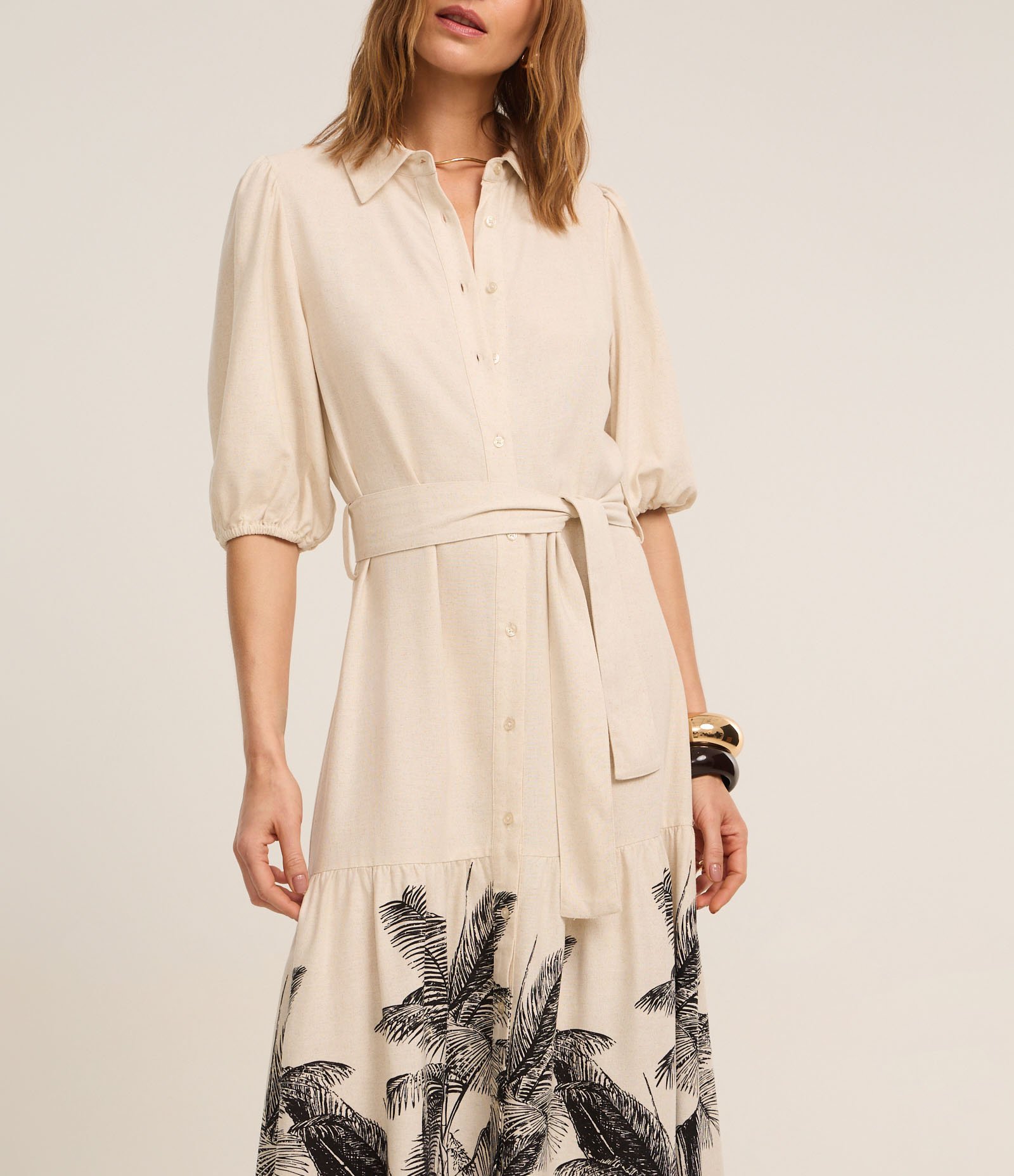 Vestido Chemise em Viscolinho com Estampa Coqueiros Bege 4