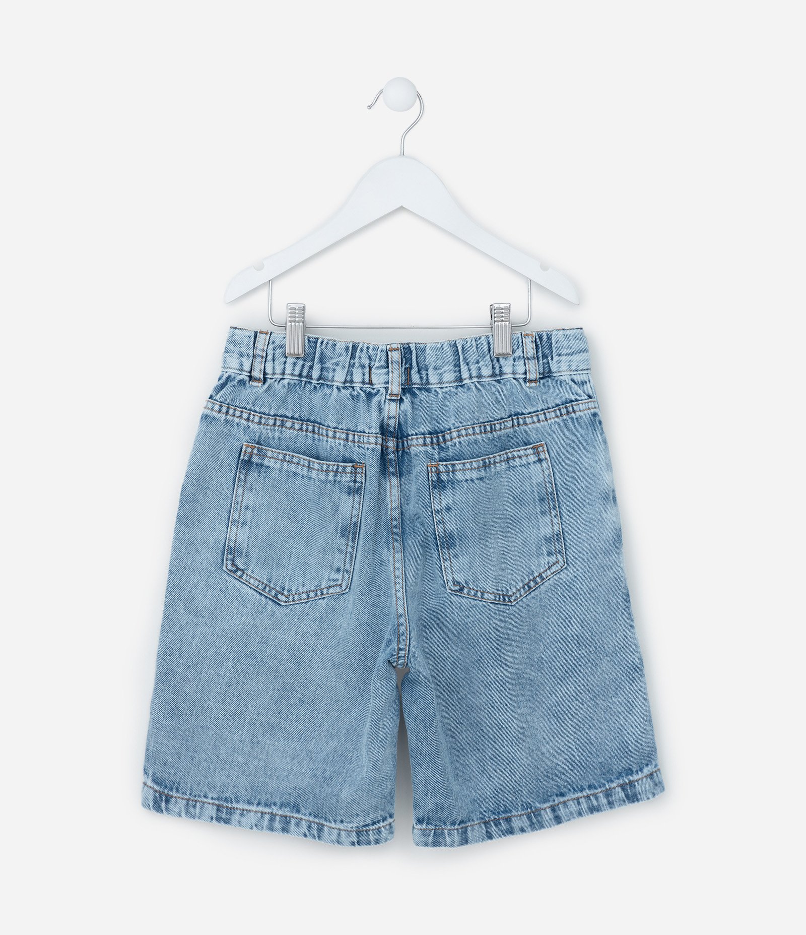 Bermuda Reta Infantil em Jeans com Cós Elástico - Tam 5 a 14 anos Azul Claro 3
