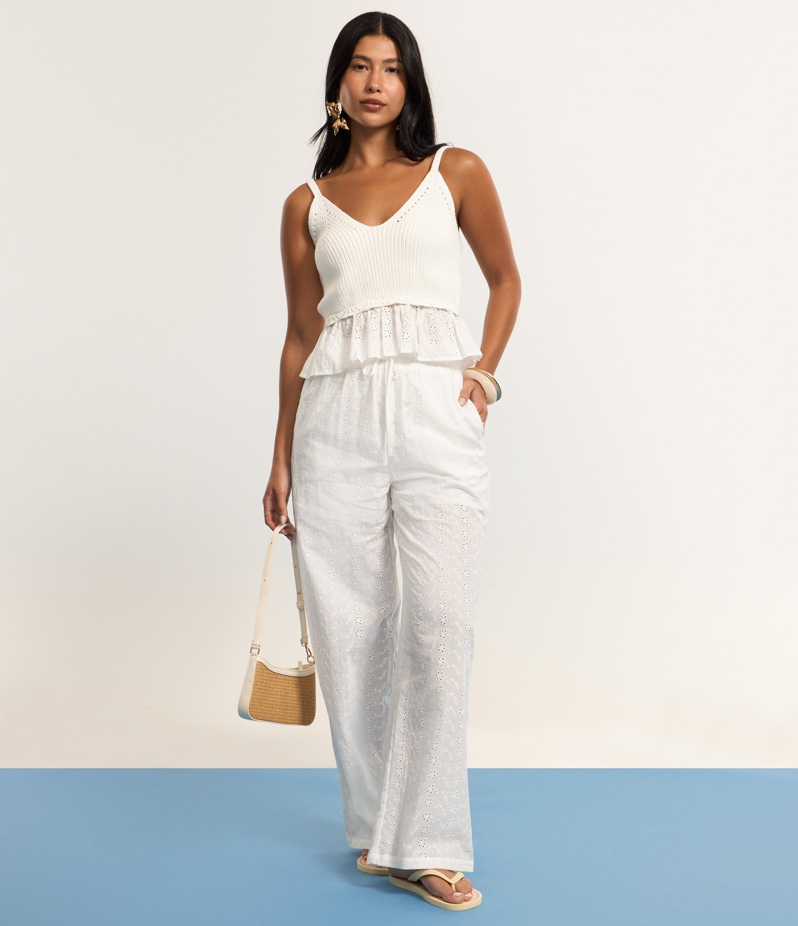 Blusa em Tricô com Alças e Babados Branco 5