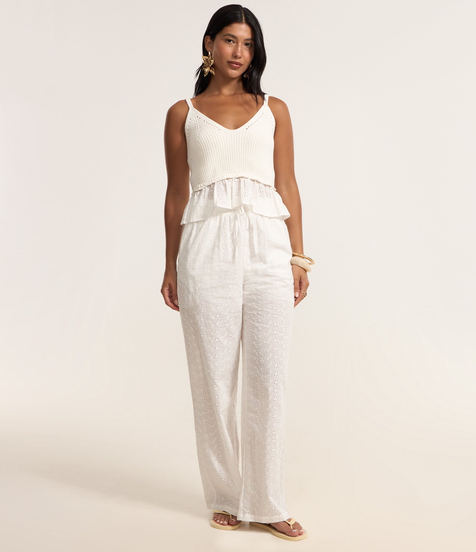 Blusa em Tricô com Alças e Babados Branco 2