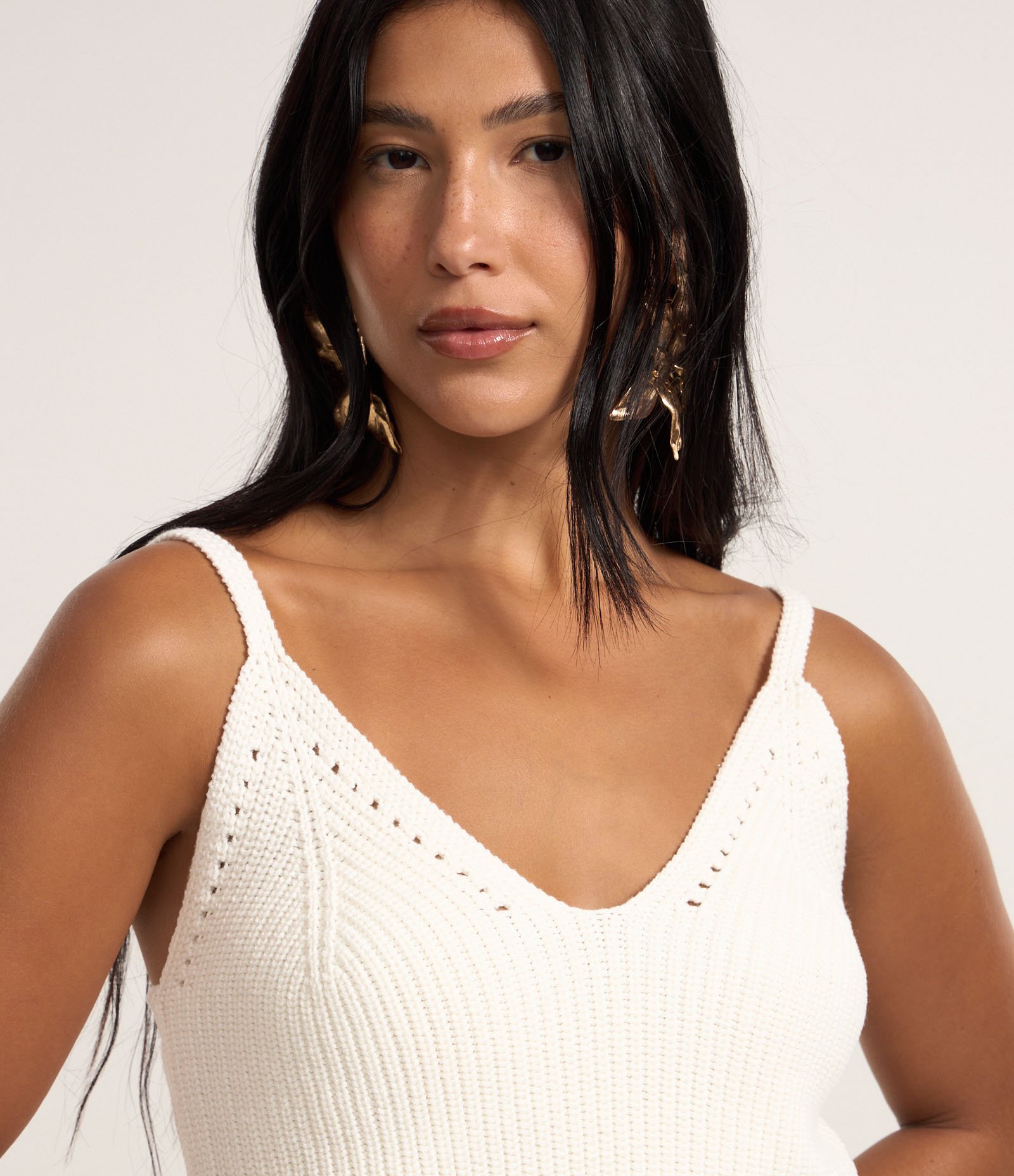 Blusa em Tricô com Alças e Babados Branco 4