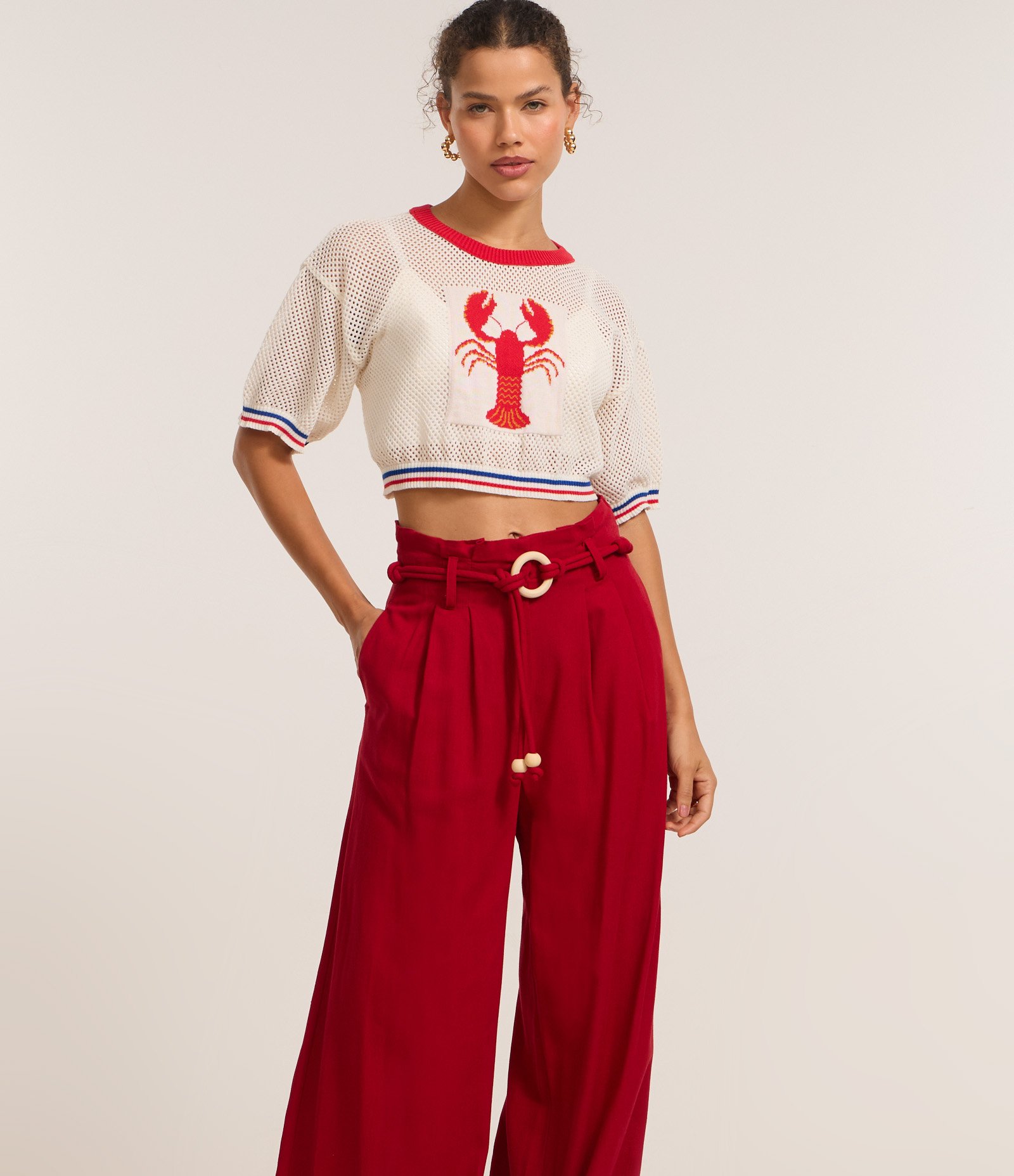 Calça Pantalona em Viscolinho com Cinto de Cordas com Fivela de Aviamento Vermelho 2