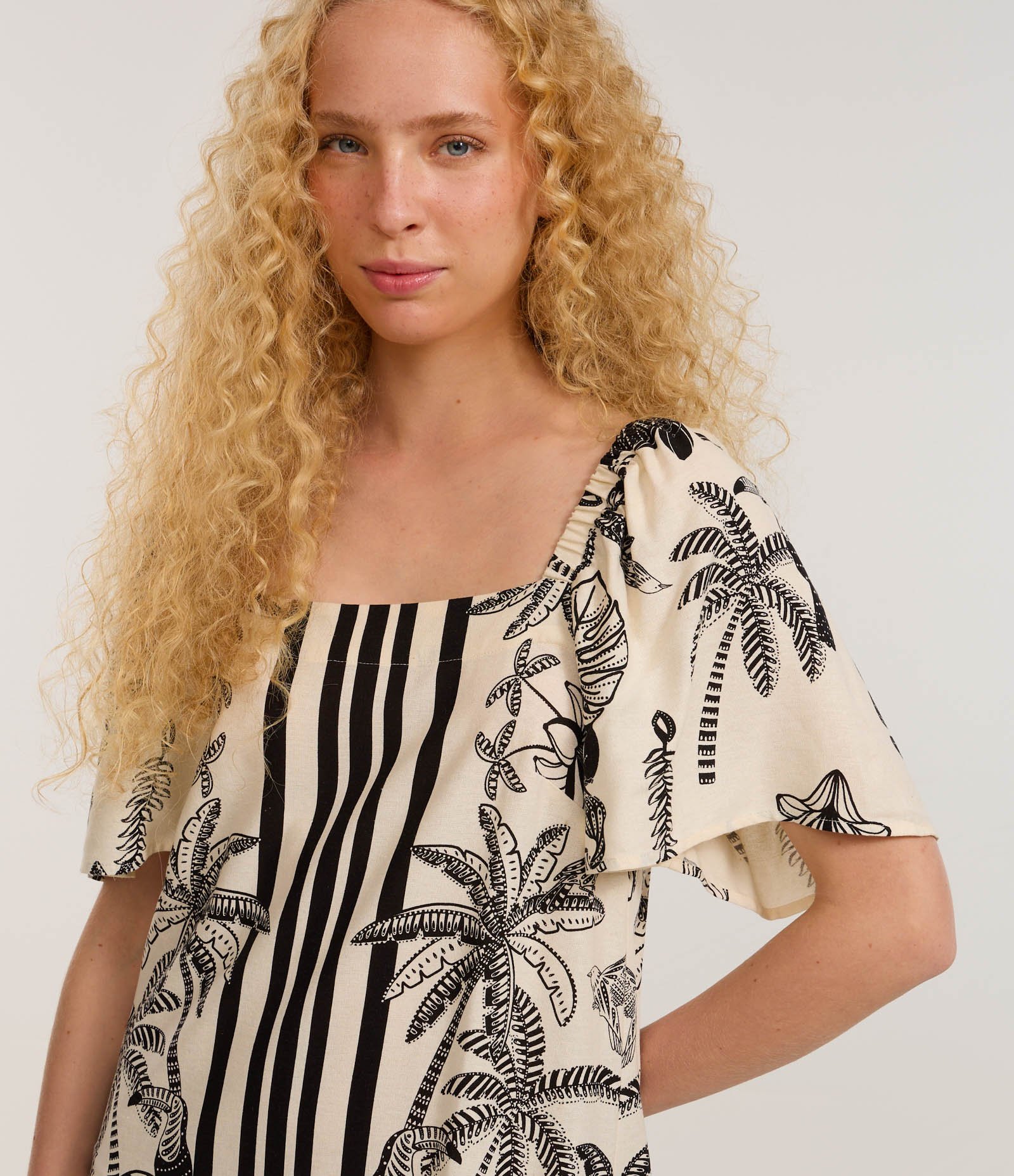 Vestido Curto em Viscose e Linho com Estampa de Folhagem Branco 3