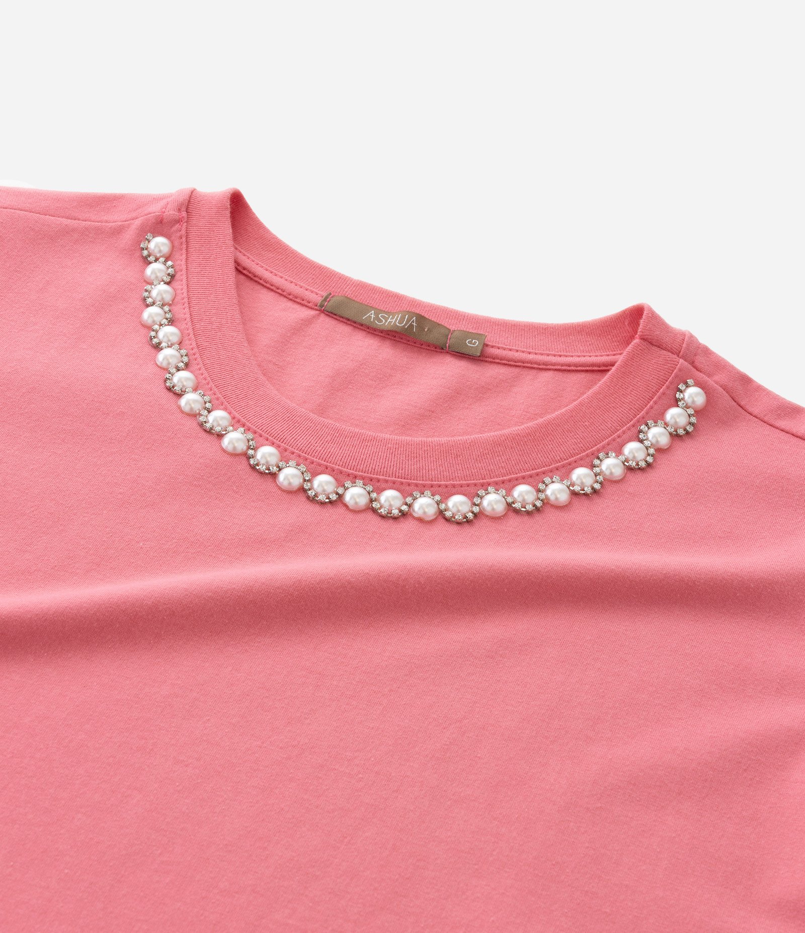 Blusa com Aplicação de Pérolas e Strass na Gola Curve & Plus Size Rosa 6