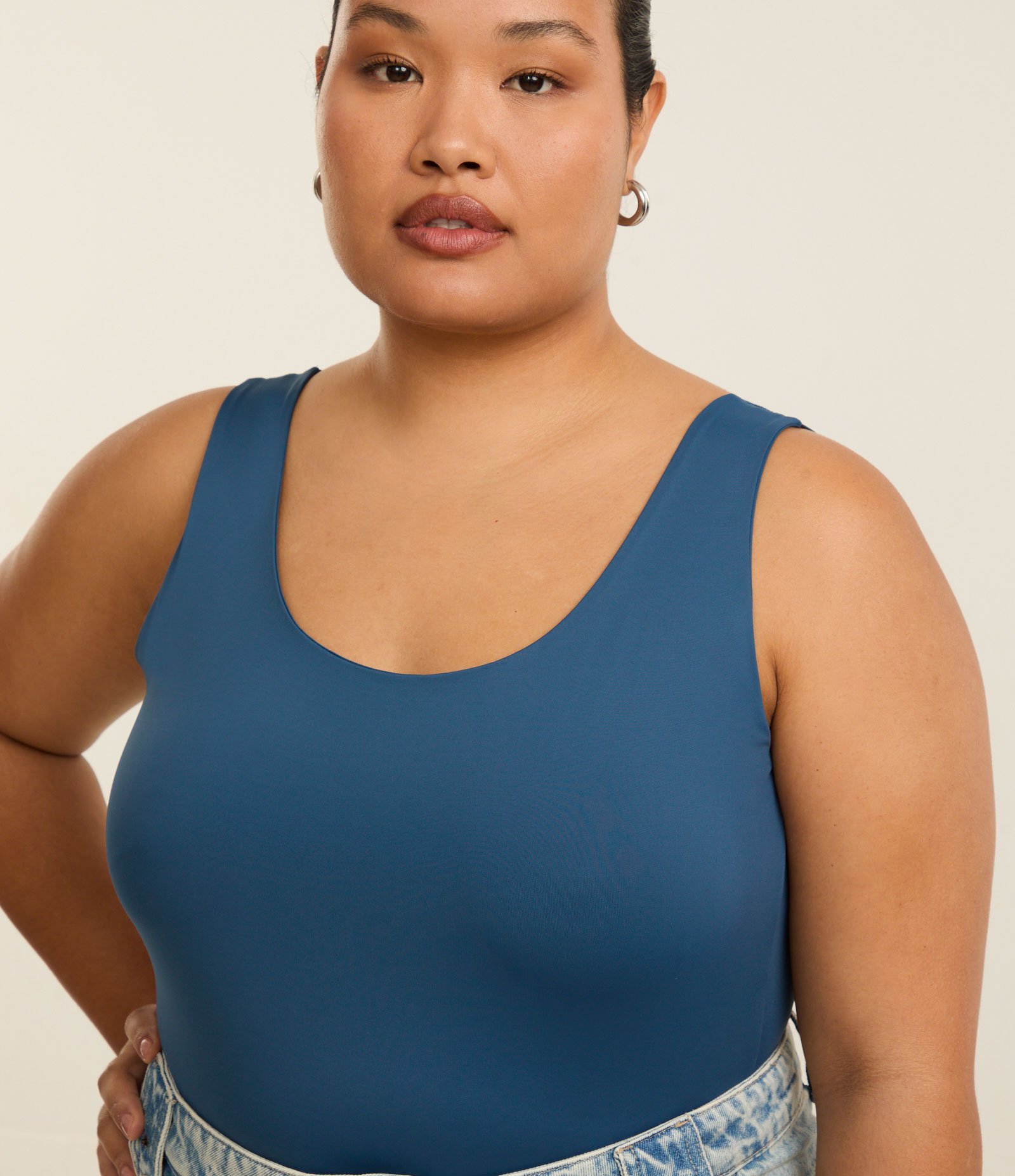 Blusa Regata em Poliamida com Alças Largas Curve & Plus Size Azul Esverdeado 3