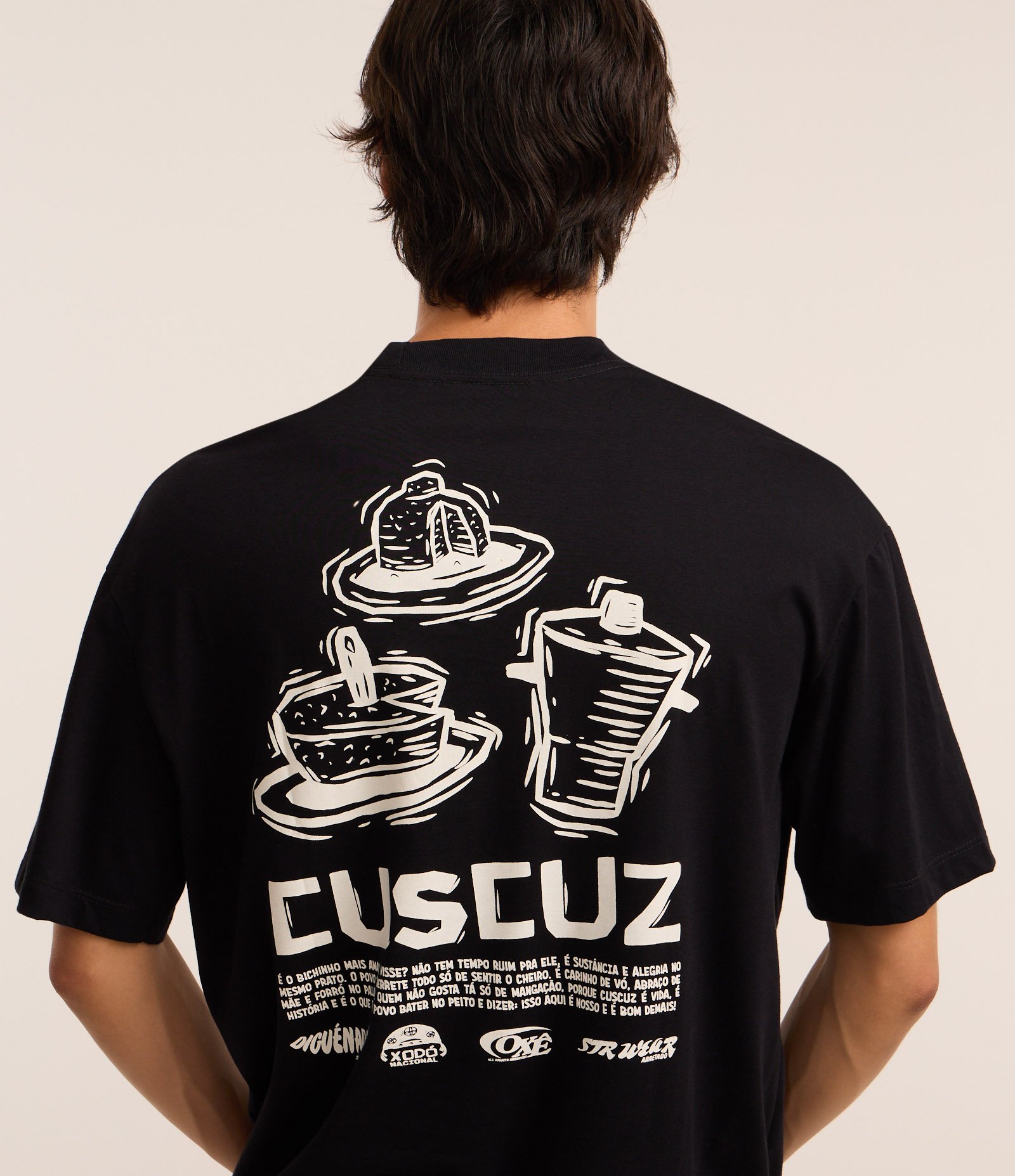 Camiseta Relaxed em Algodão com Estampa Cuscuz Preto 3