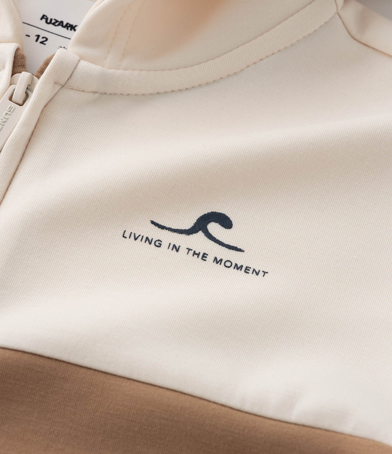 Jaqueta Infantil em Techfleece com Recortes e Bolsos - Tam 5 a 14 Anos Marrom/Bege 8