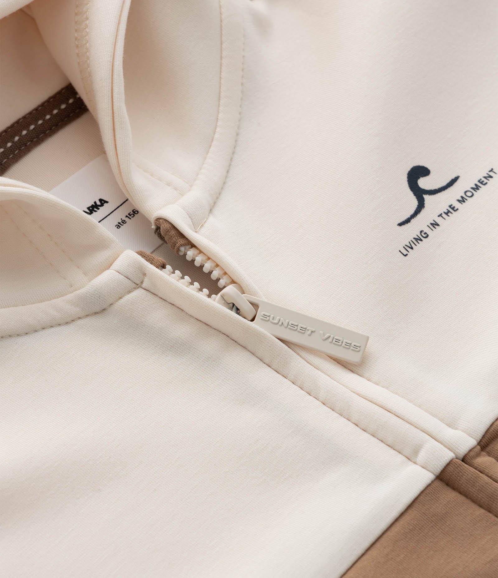 Jaqueta Infantil em Techfleece com Recortes e Bolsos - Tam 5 a 14 Anos Marrom/Bege 5