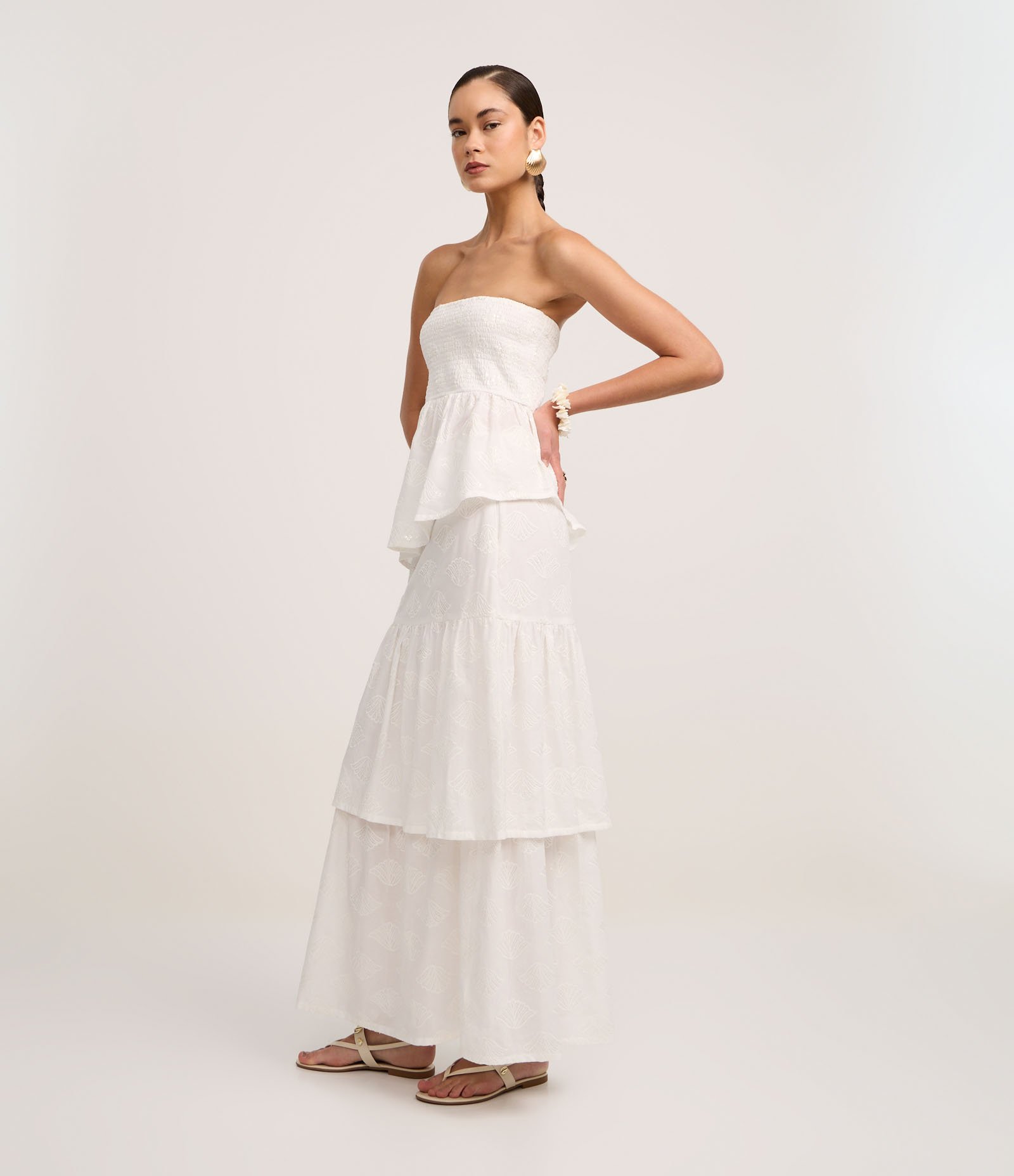 Saia Evasê Midi em Laise com Sobreposição e Bordado Off White 5