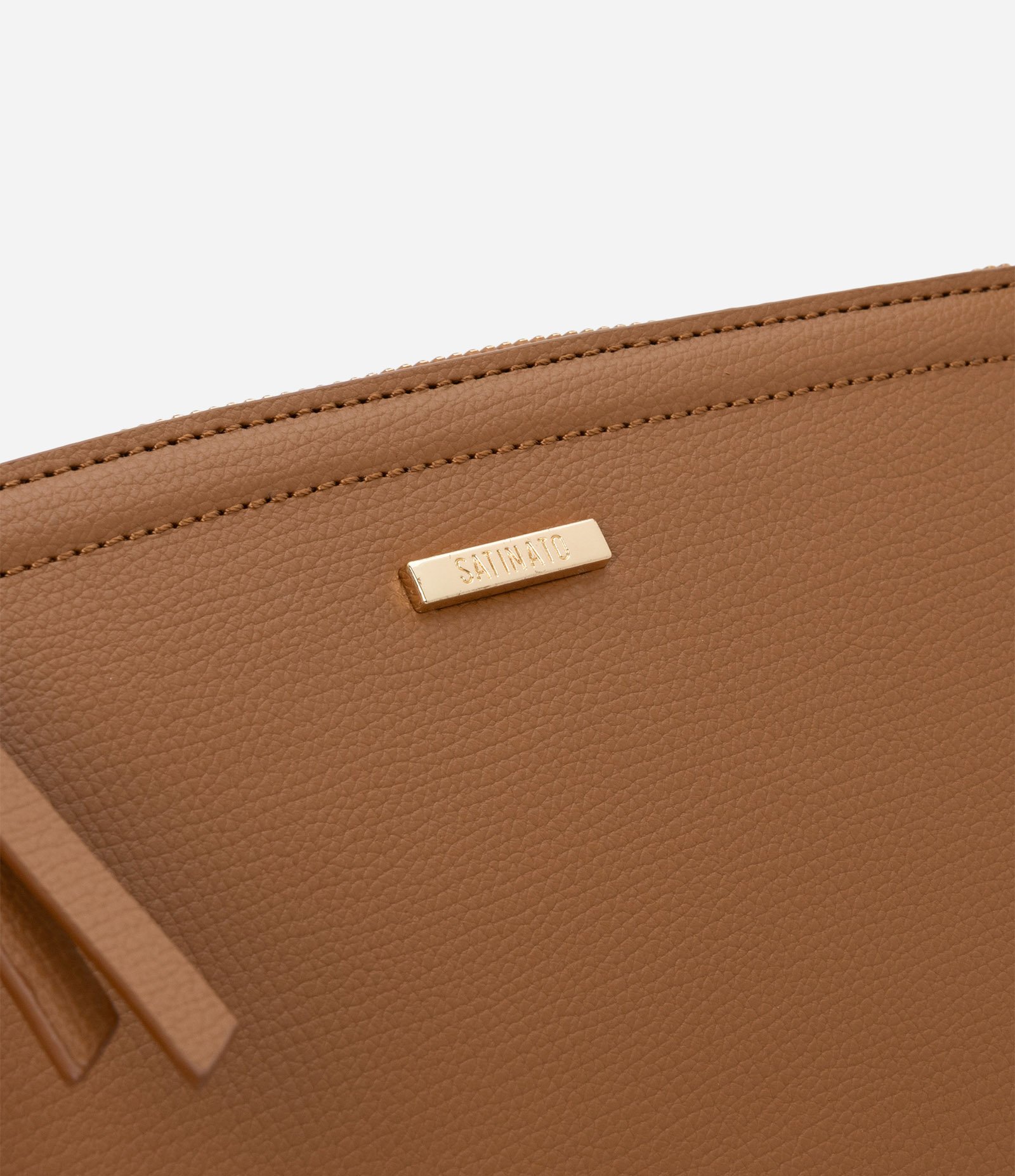 Bolsa Transversal Pequena com Detalhes em Metal Marrom 5