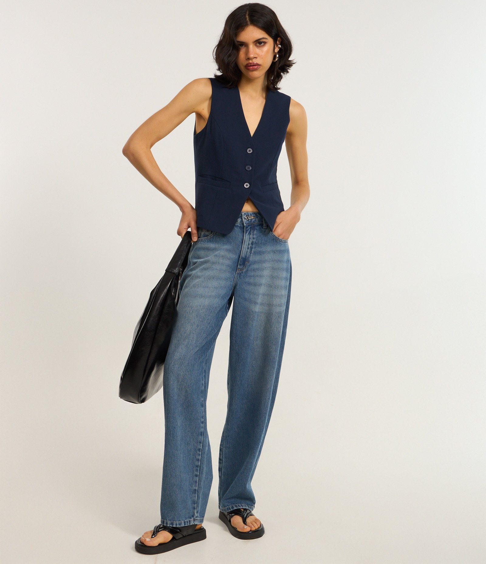 Colete Alongado Alfaiatado com Botões Frontais Azul Marinho 3