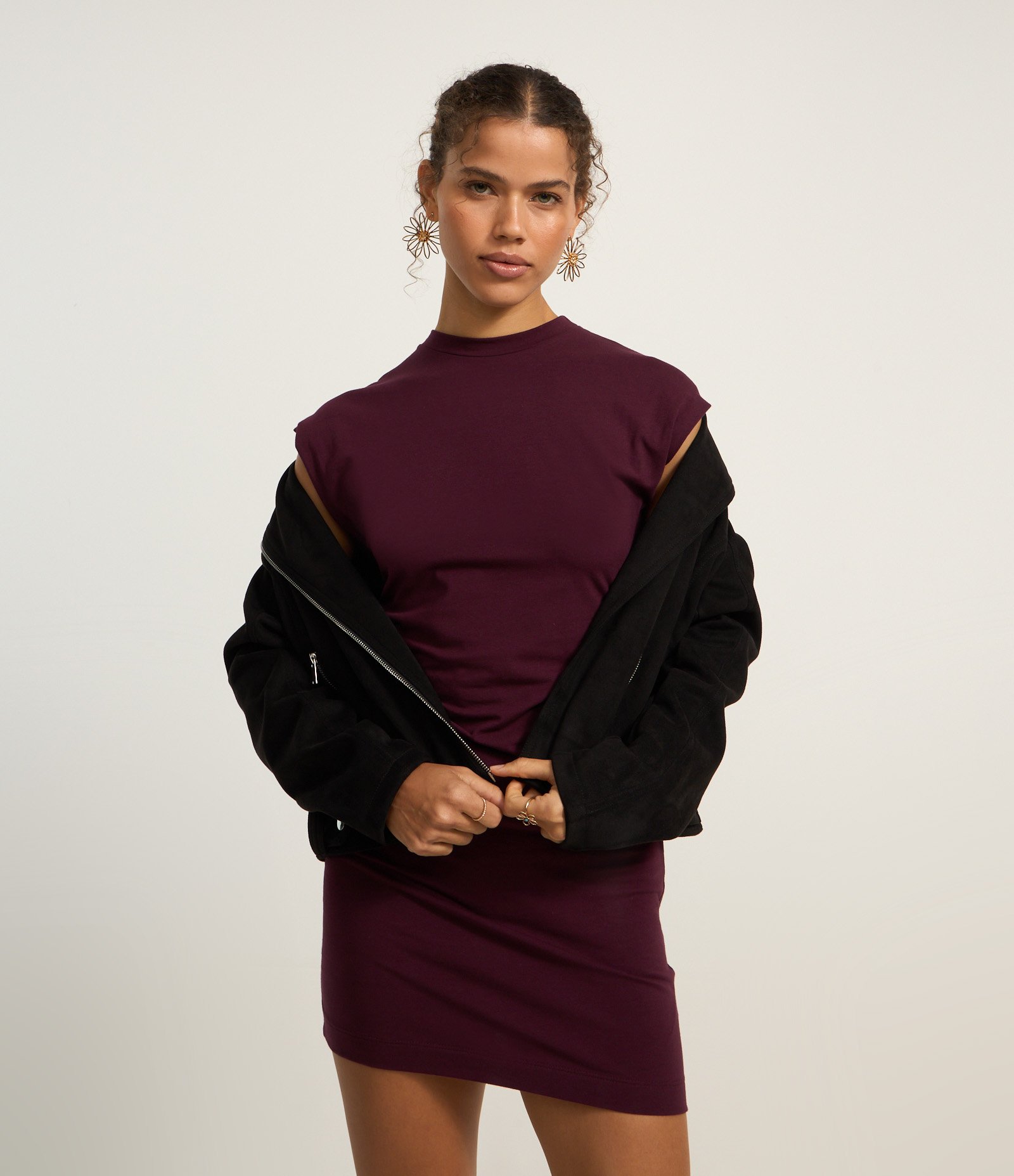 Vestido Curto em Algodão com Golinha Alta Vinho 1