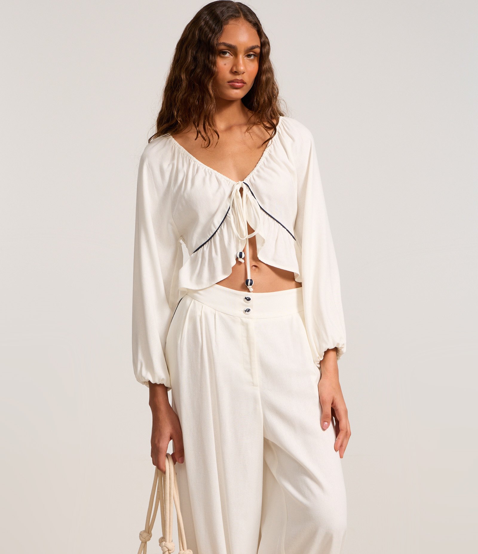 Calça Pantalona em Viscose e Linho com Barra Larga Branco 2