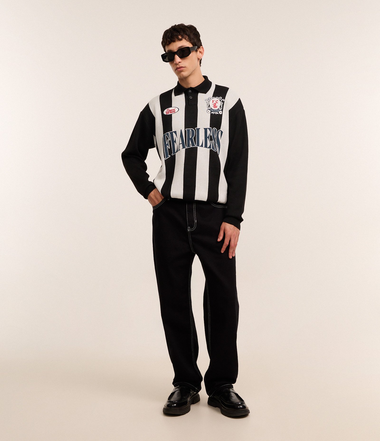 Camisa Polo Esportiva em Tricoline Listrada com Estampa Localizada e Lettering Branco 2