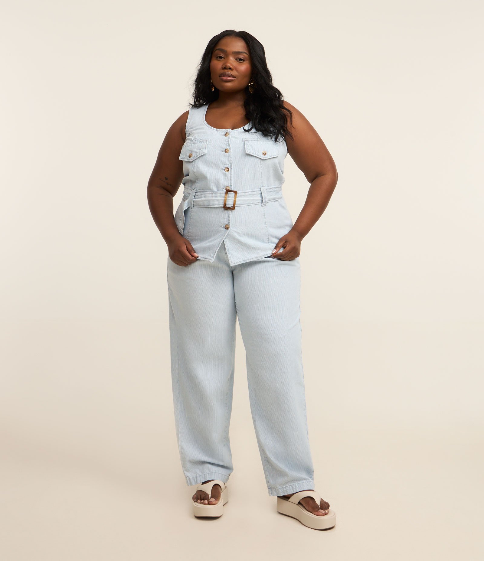 Colete Alfaiataria Sarja com Listras Fio Tinto Curve & Plus Size Azul 2