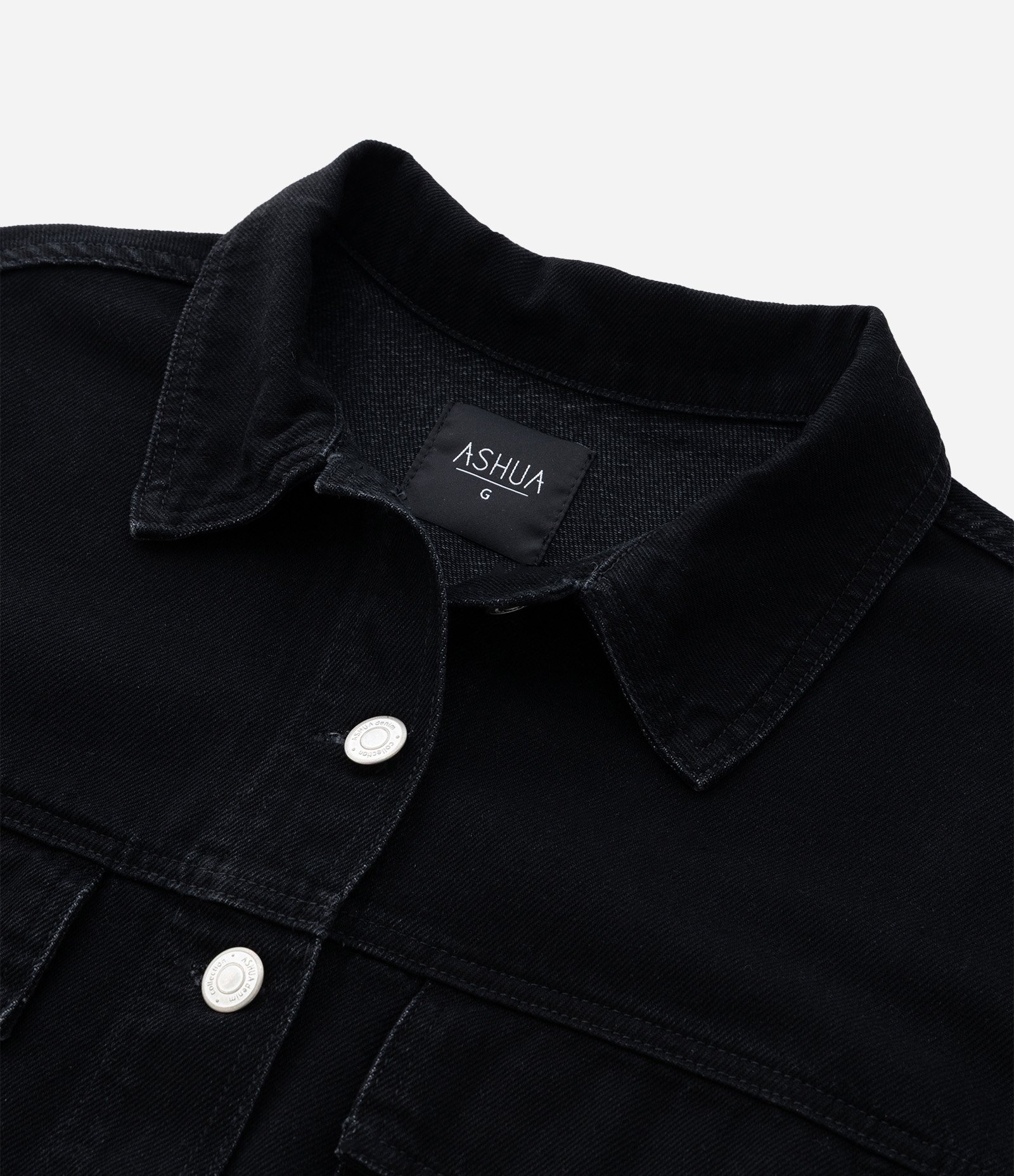 Jaqueta Overshirt em Jeans com Bolso Cargo e Botões Contrastantes Curve & Plus Size Preto 9