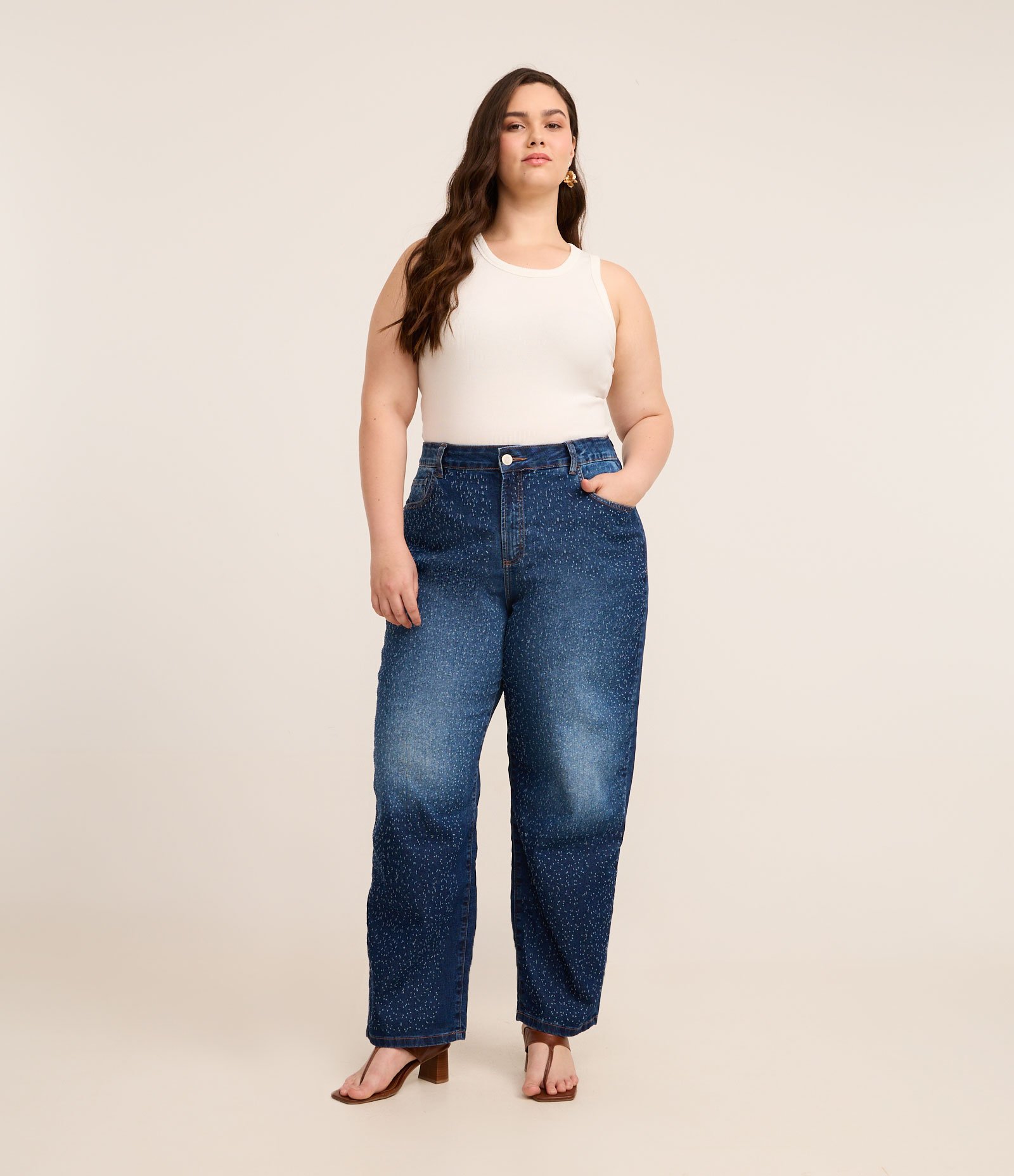 Calça Reta em Jeans com Elastano Efeito Laser Curve & Plus Size Azul 1