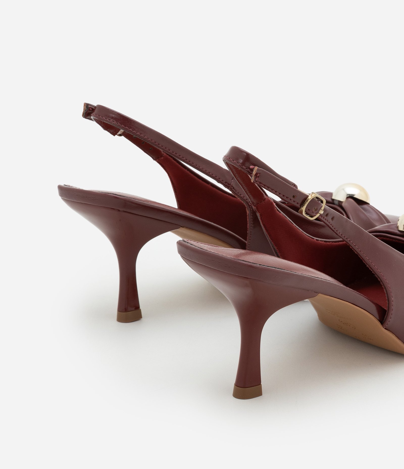 Sapato Scarpin Slingback com Laço e Detalhe em Madrepérola Vinho 3