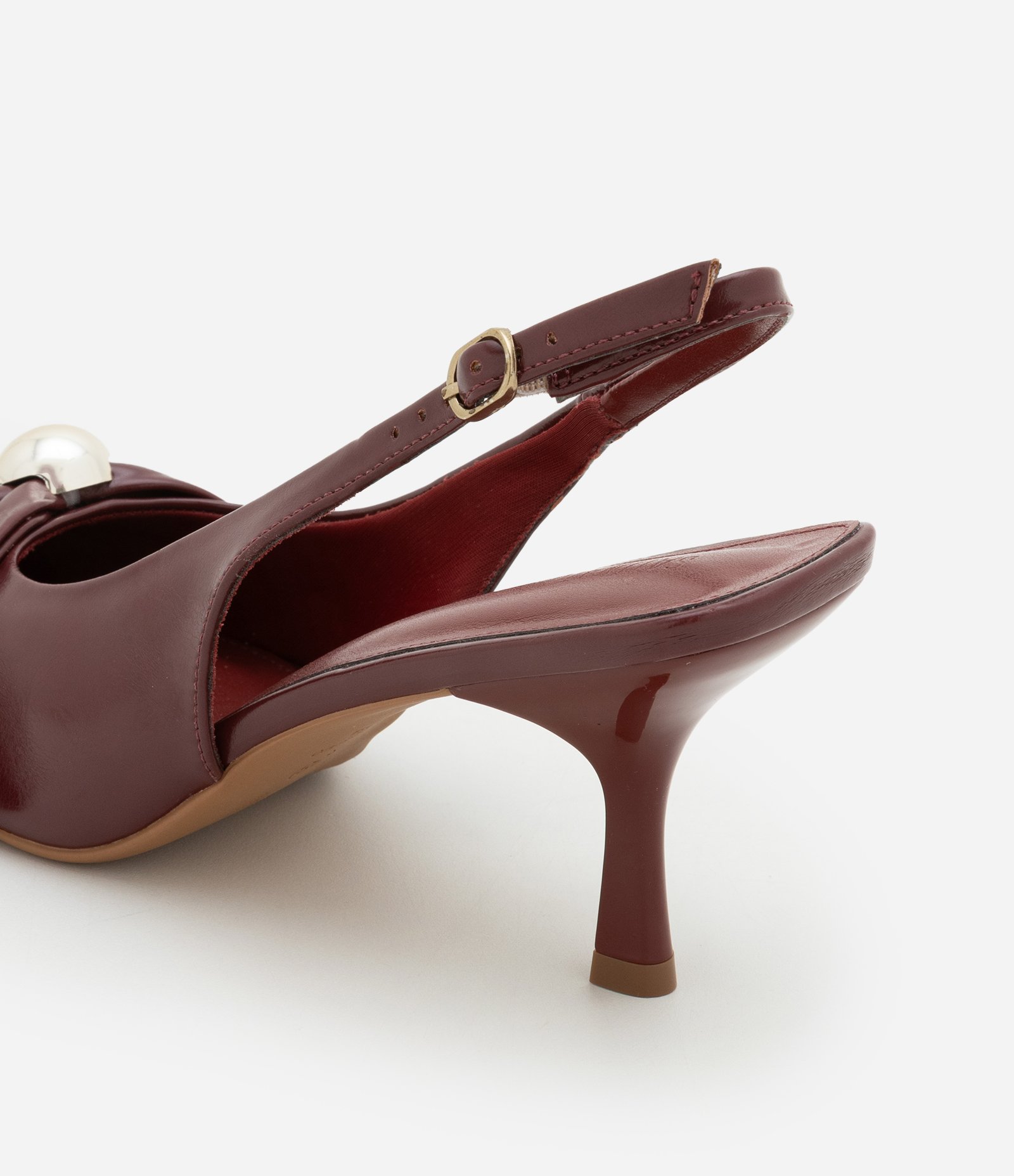 Sapato Scarpin Slingback com Laço e Detalhe em Madrepérola Vinho 4