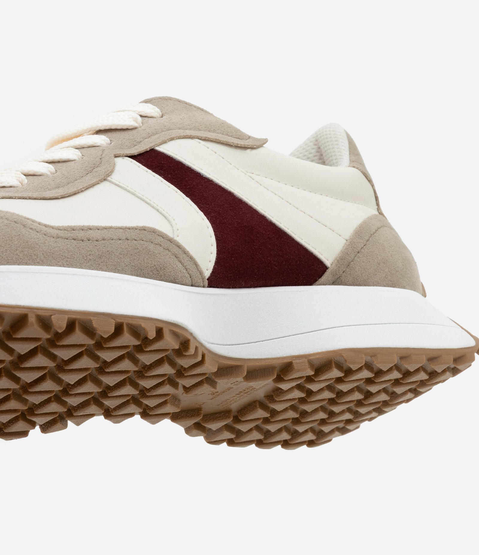 Tênis Jogging em PU com Recortes Contrastantes Cinza 3