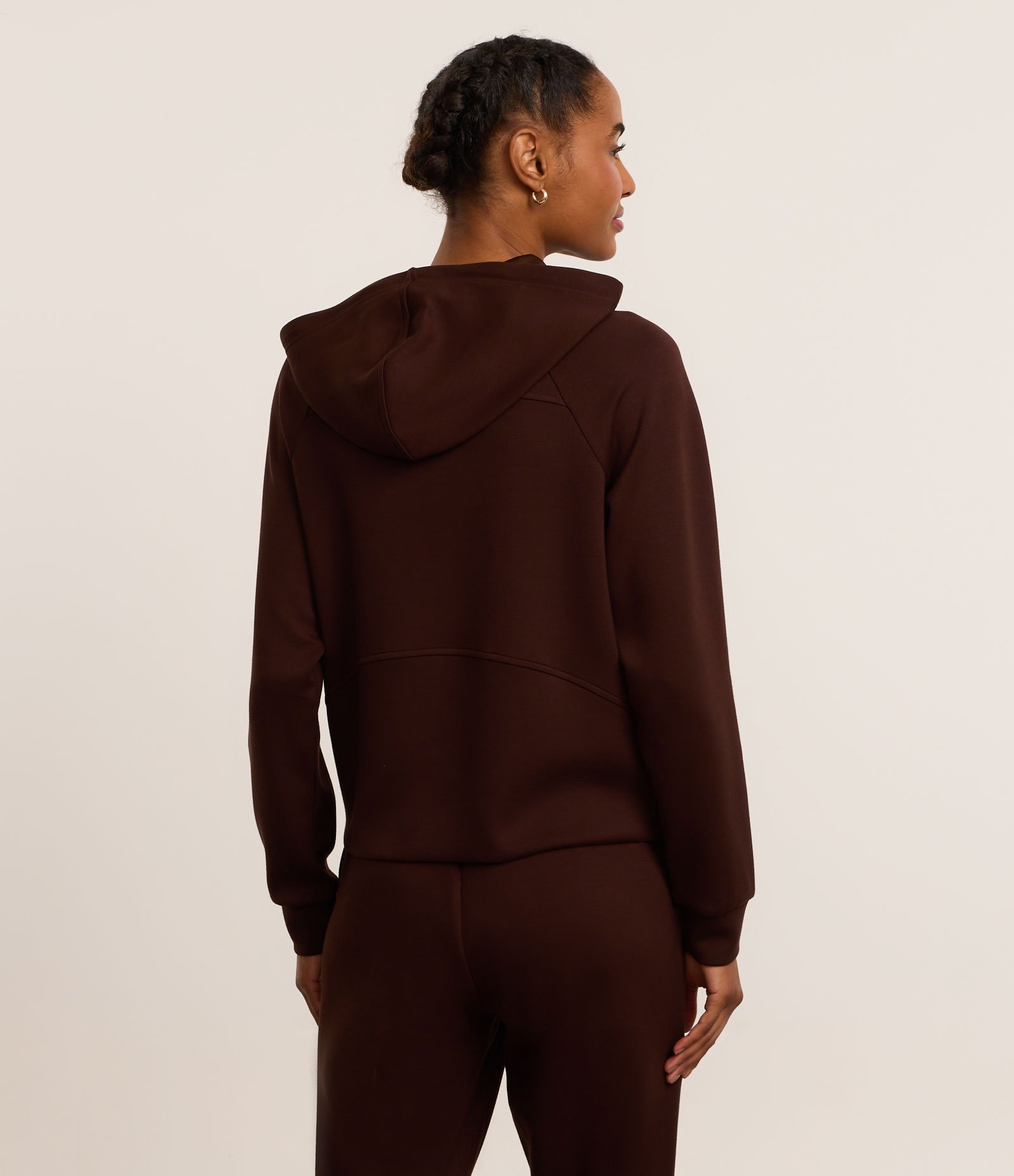 Jaqueta Esportiva em Modal com Capuz Marrom 4