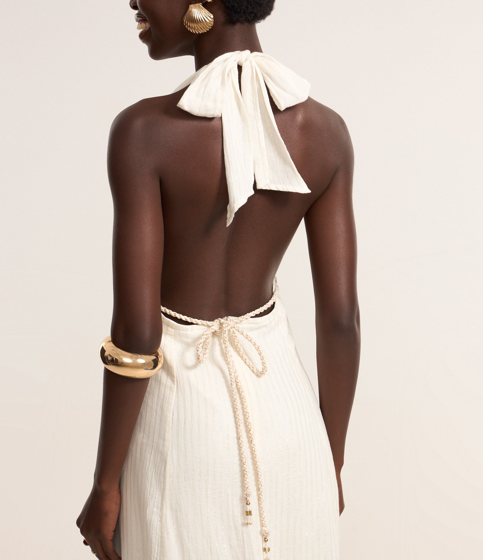 Vestido Longo com Fio Metalizado Frente Único e Concha Contrastante Off White 3