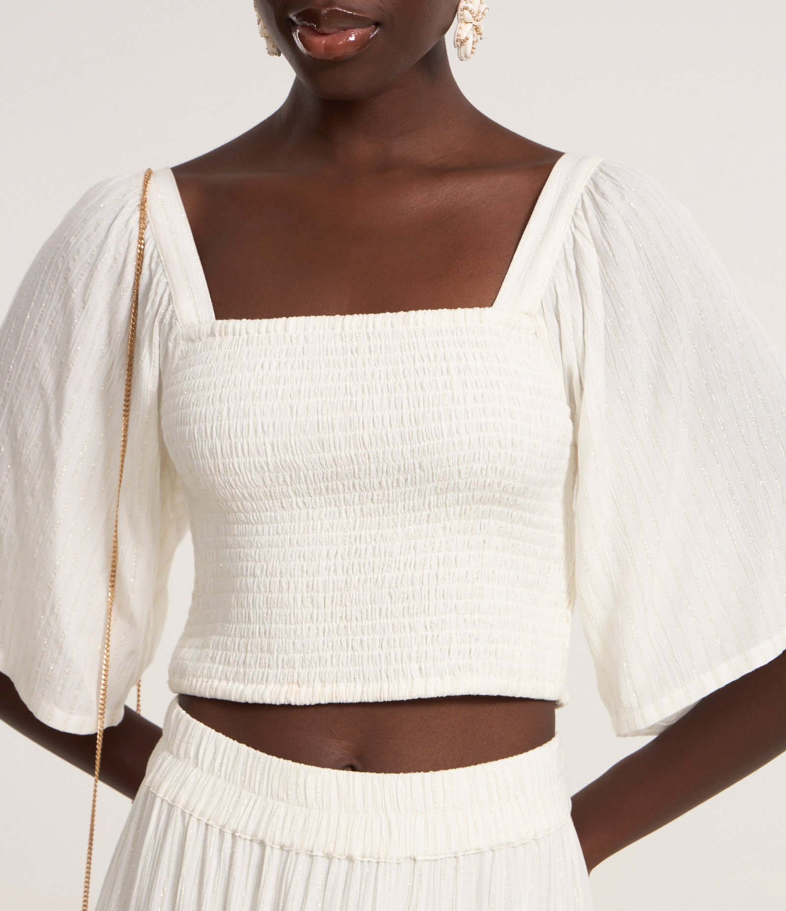 Blusa Croppet com Manga Ampla e Lastex Off White 3