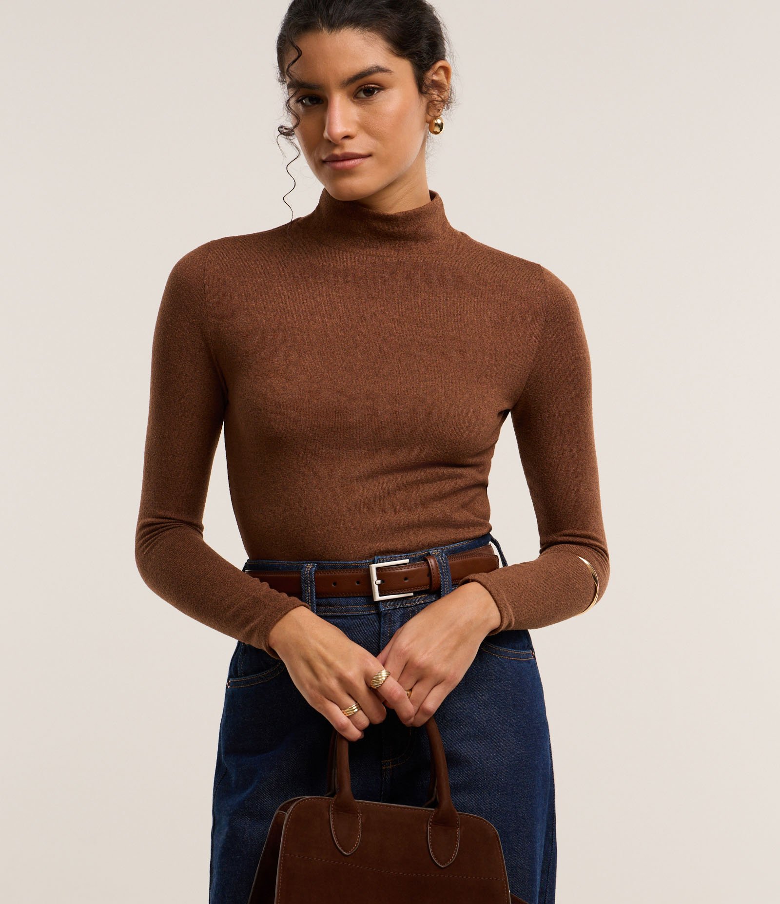 Blusa Texturizada com Gola Alta e Manga longa Marrom 1