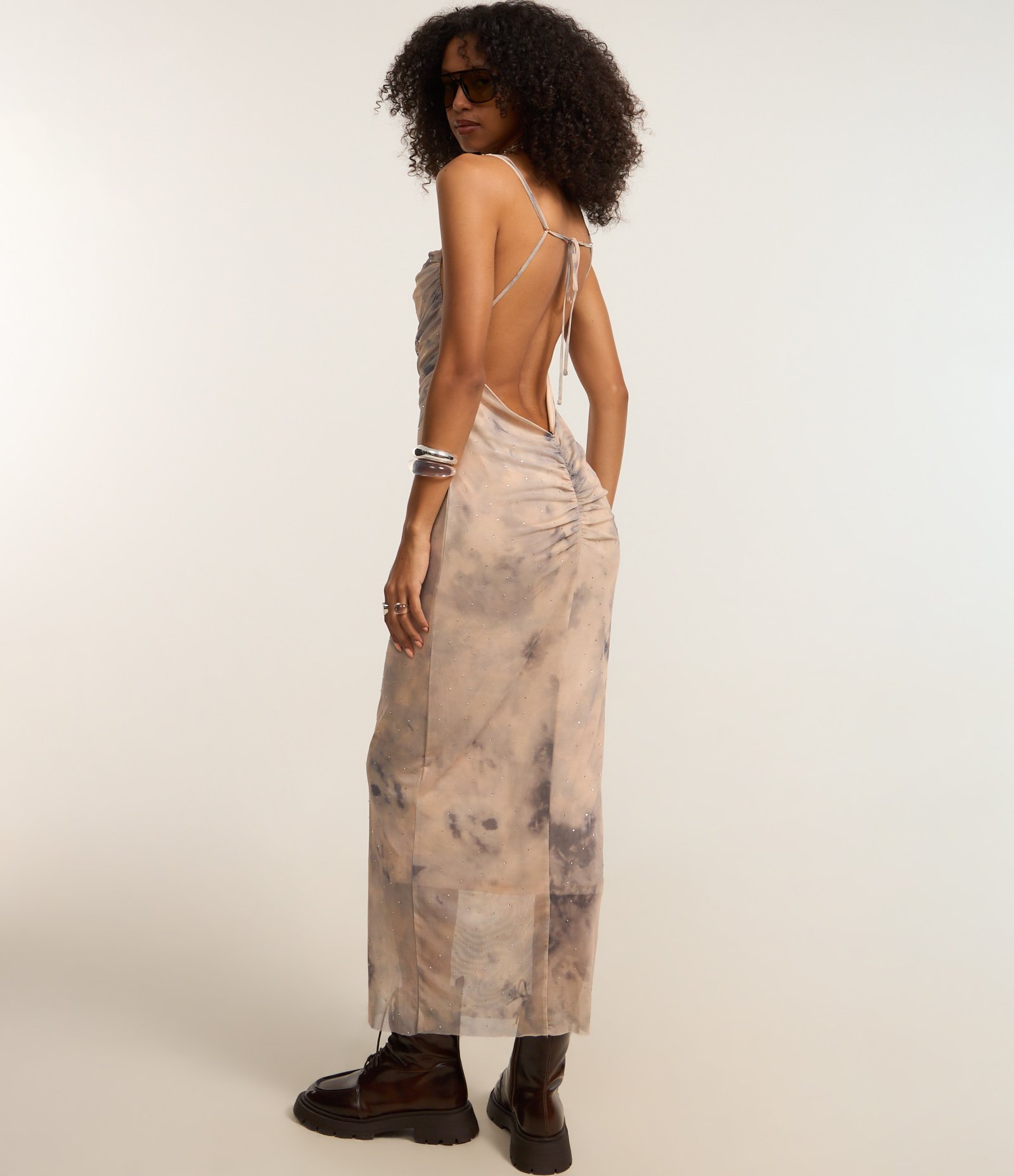 Vestido New Midi em Tule com Estampa Manchada e Drapeado Lateral Bege 3