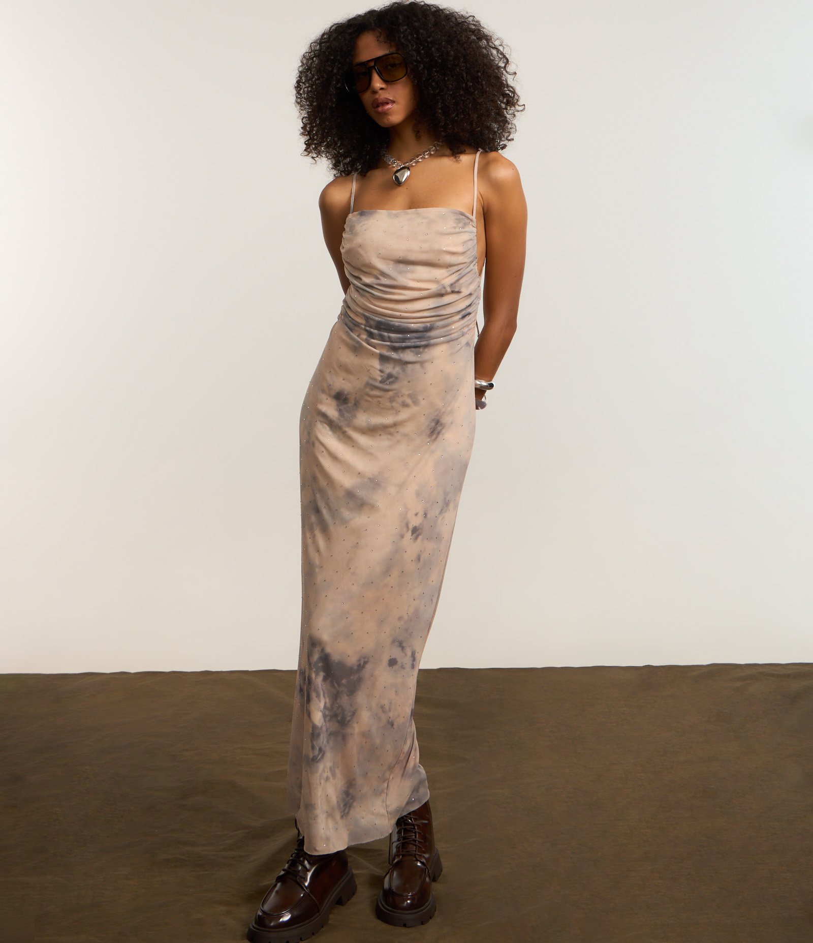 Vestido New Midi em Tule com Estampa Manchada e Drapeado Lateral Bege 5