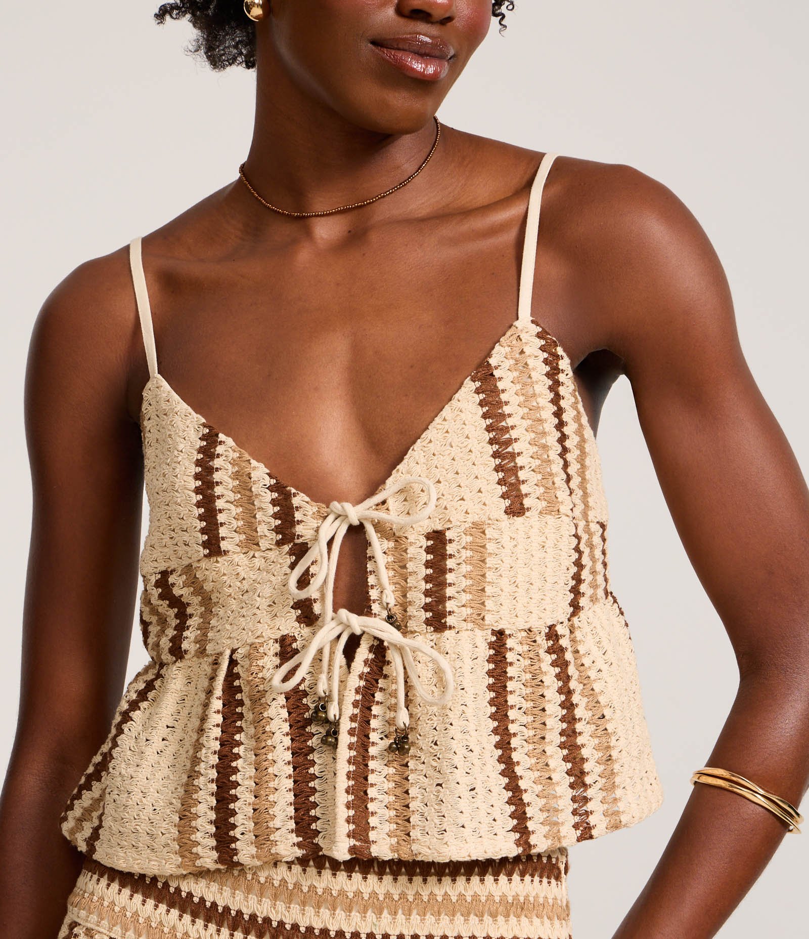 Blusa Evasê em Algodão com e Amarração Frontal Bege 4