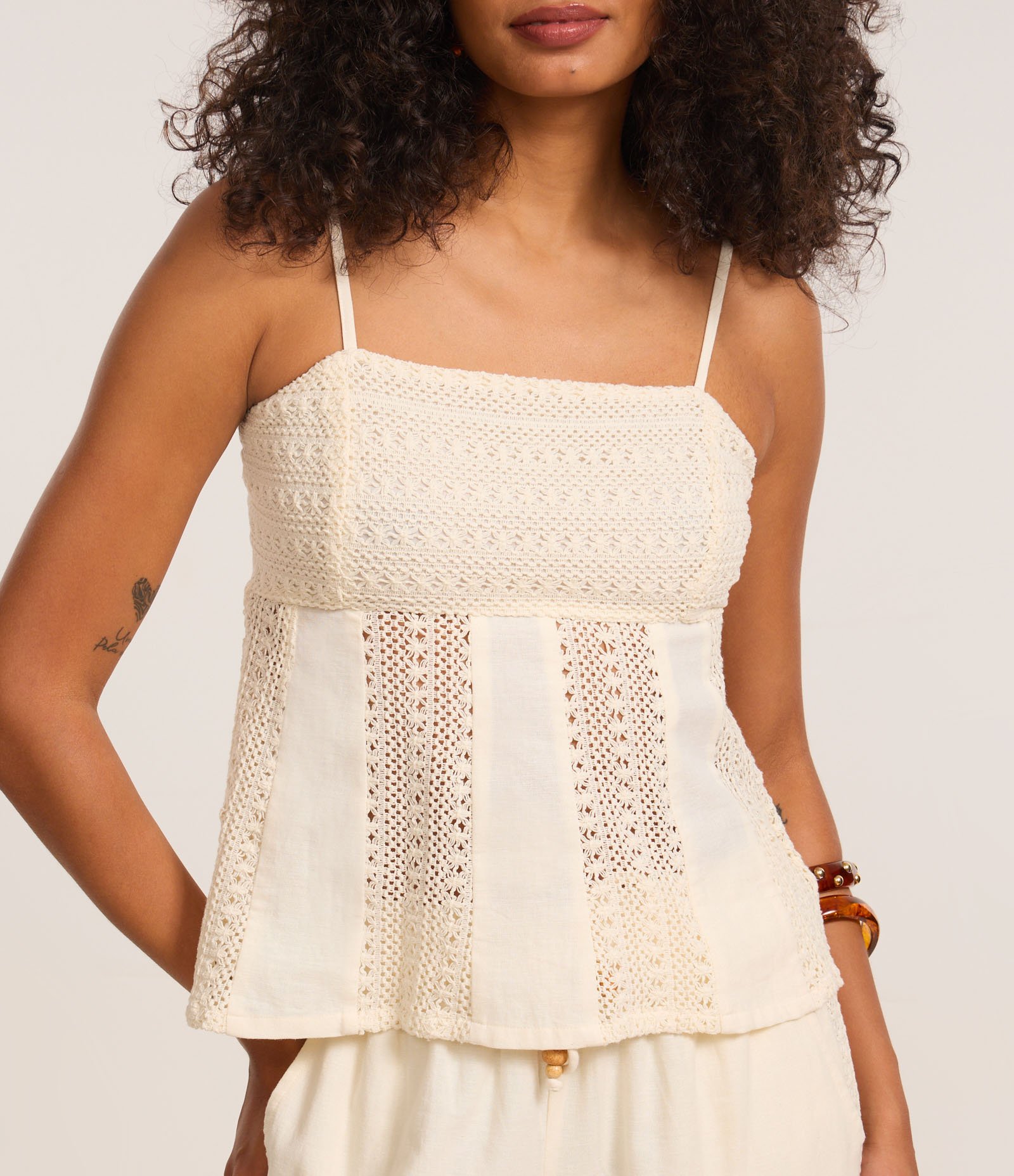 Blusa Curta em Renda Guipire com Alcinha Off White 4