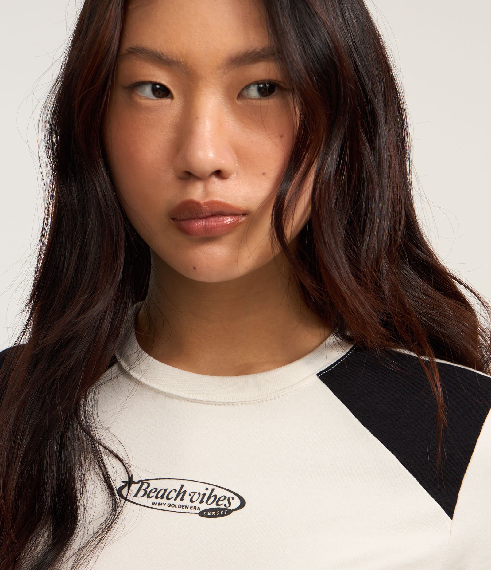 Blusa Baby Look em Algodão com Recortes Contrastantes Branco 4