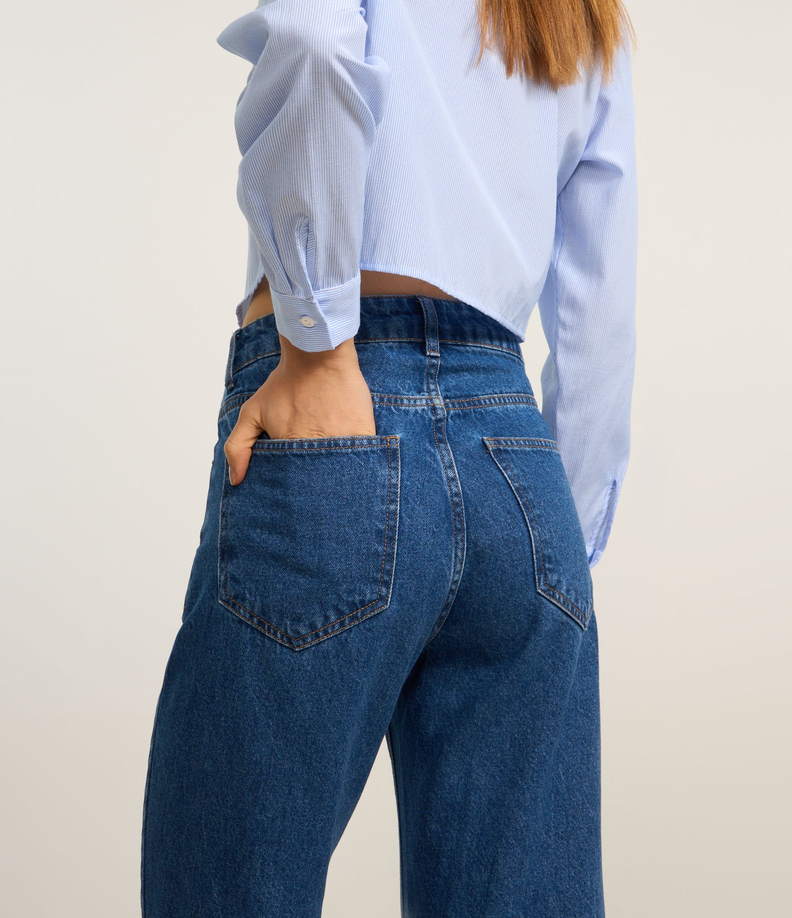 Calça Cropped Reta Jeans com Lavagem Clássica Azul Médio 5