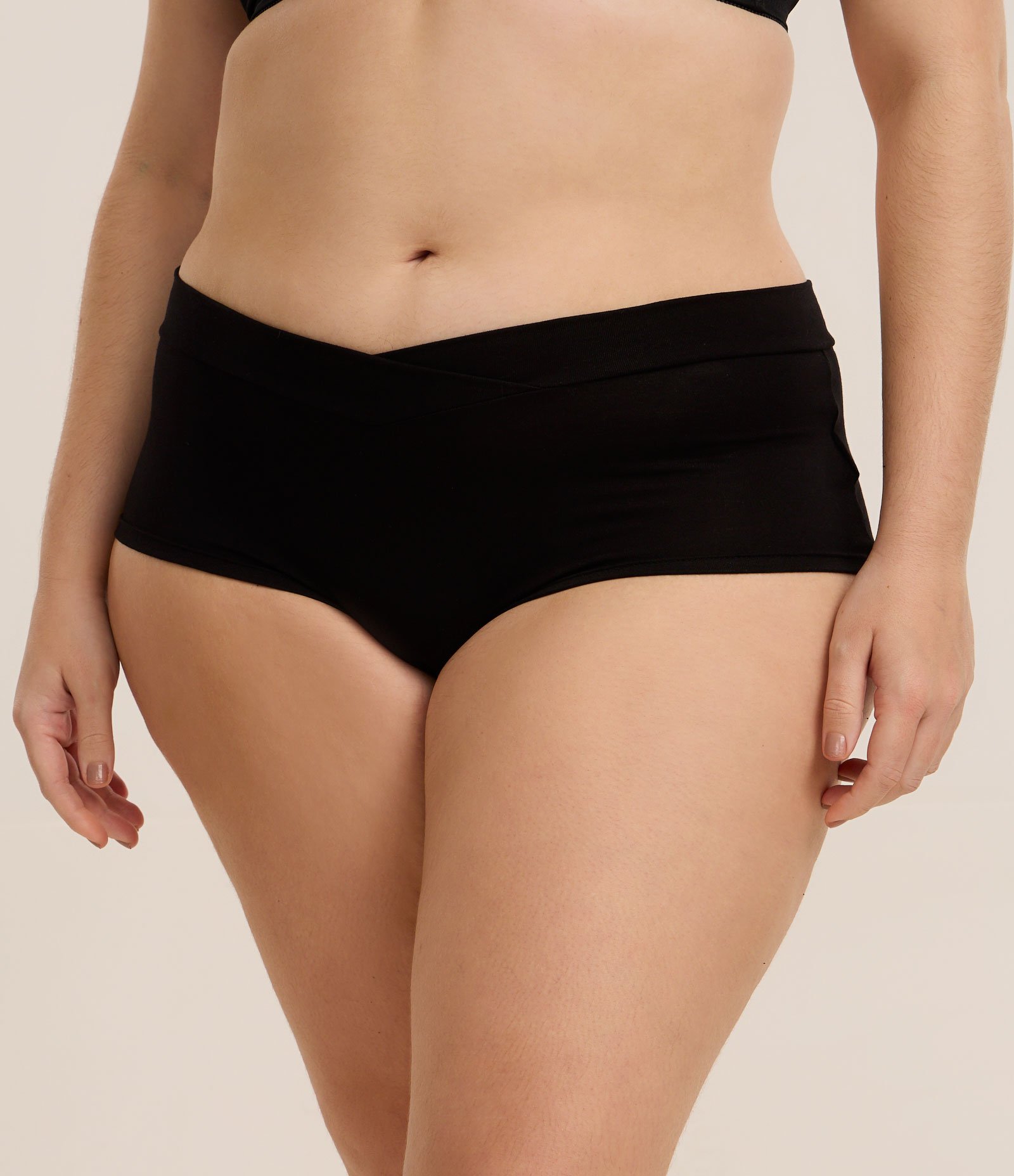 Calcinha Boyshort com Cós Aplicado Sobreposto Curve & Plus Size Preto 2