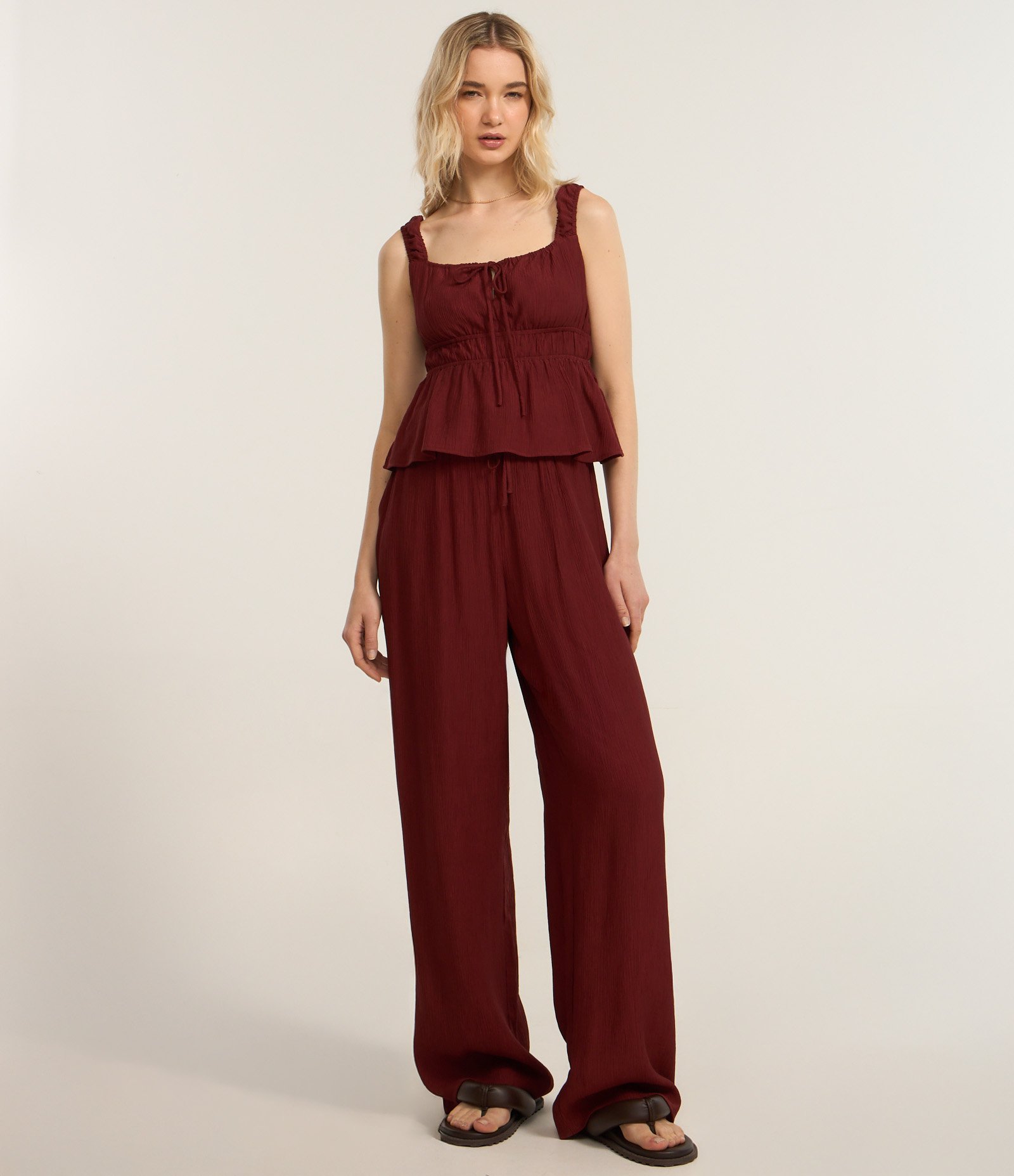 Blusa Texturizada com Amarração e Babado 2