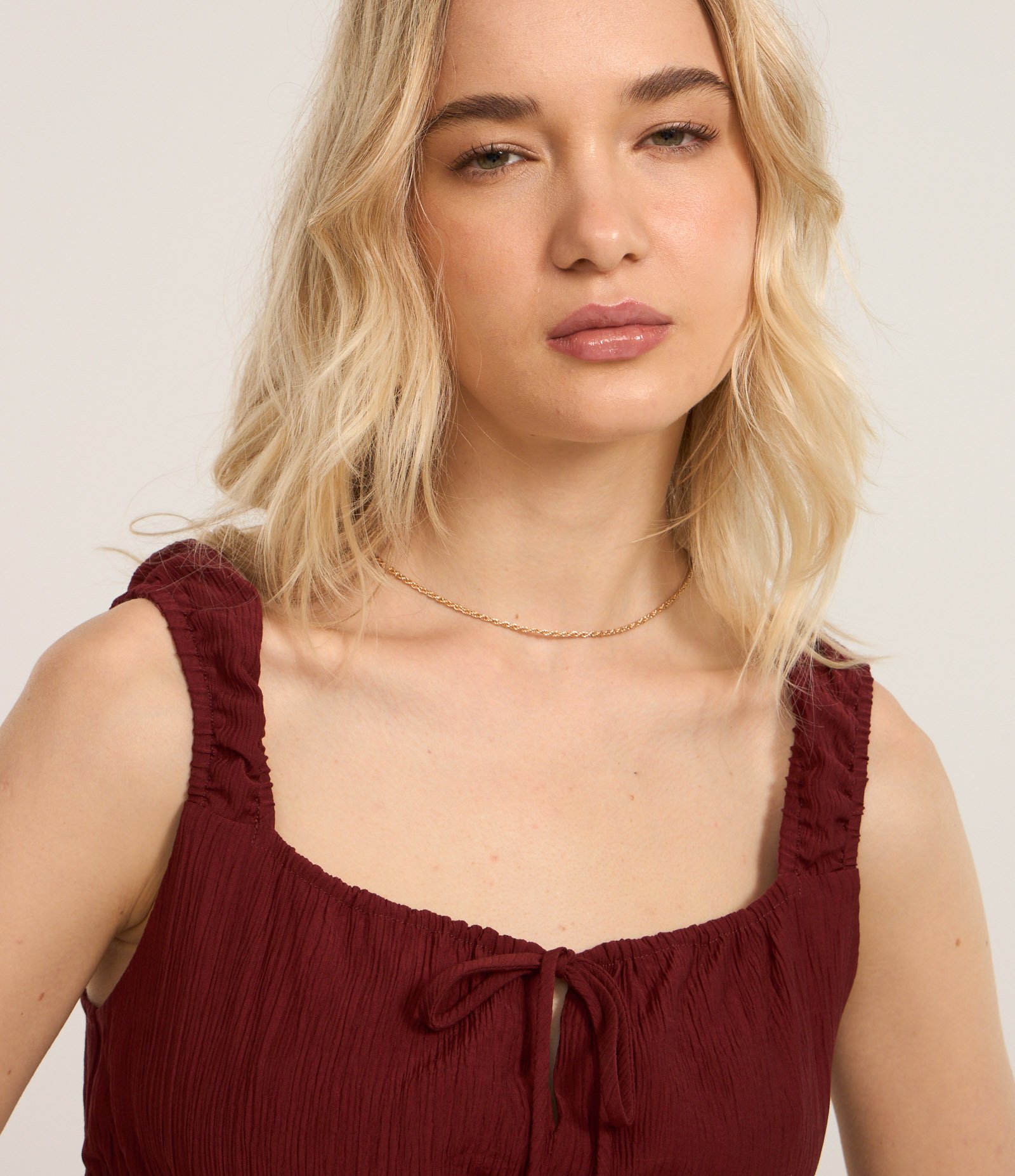 Blusa Texturizada com Amarração e Babado 3