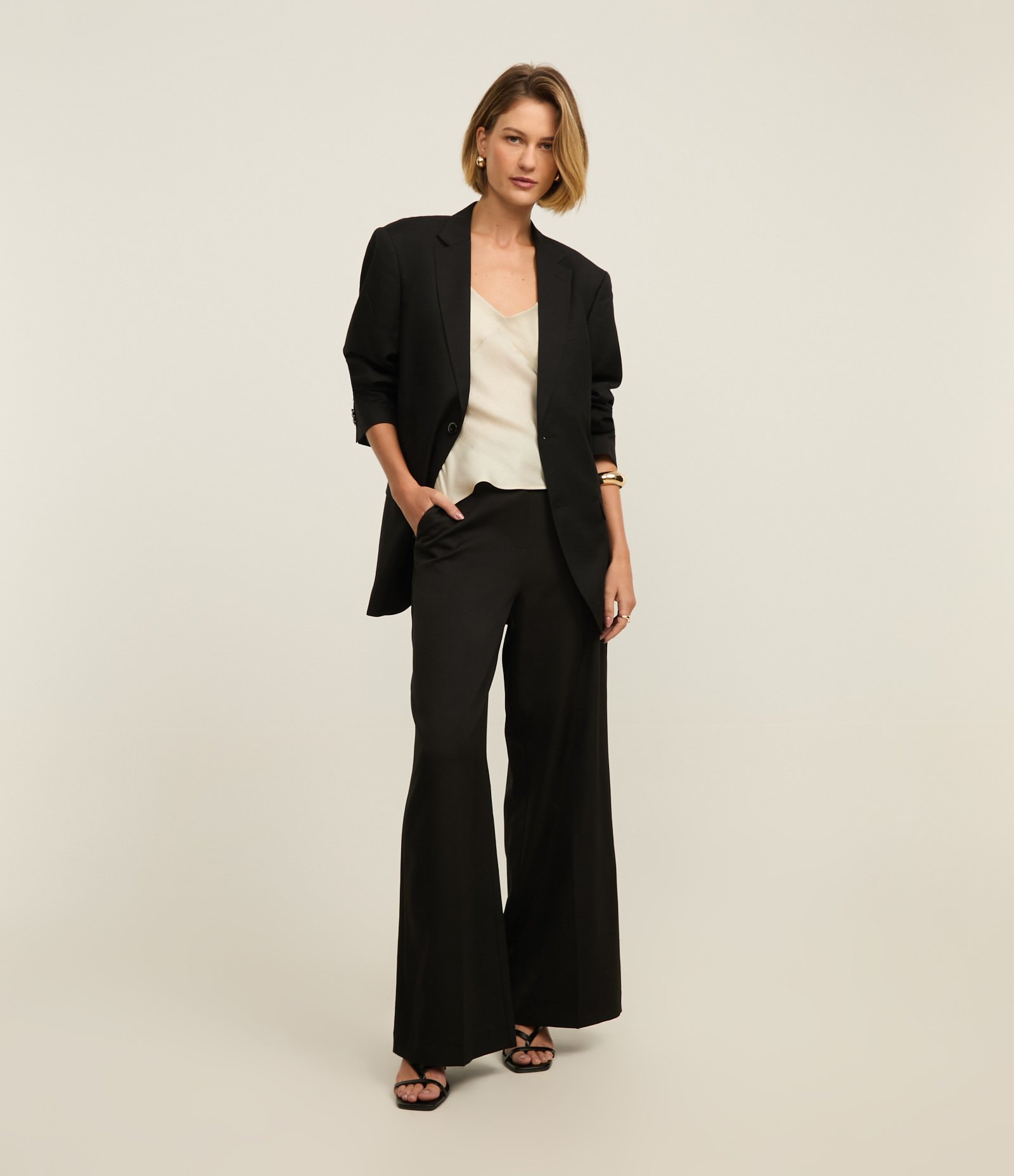 Blusa em Cetim com Alcinhas e Superfície Efeito Acetinado Off White 4