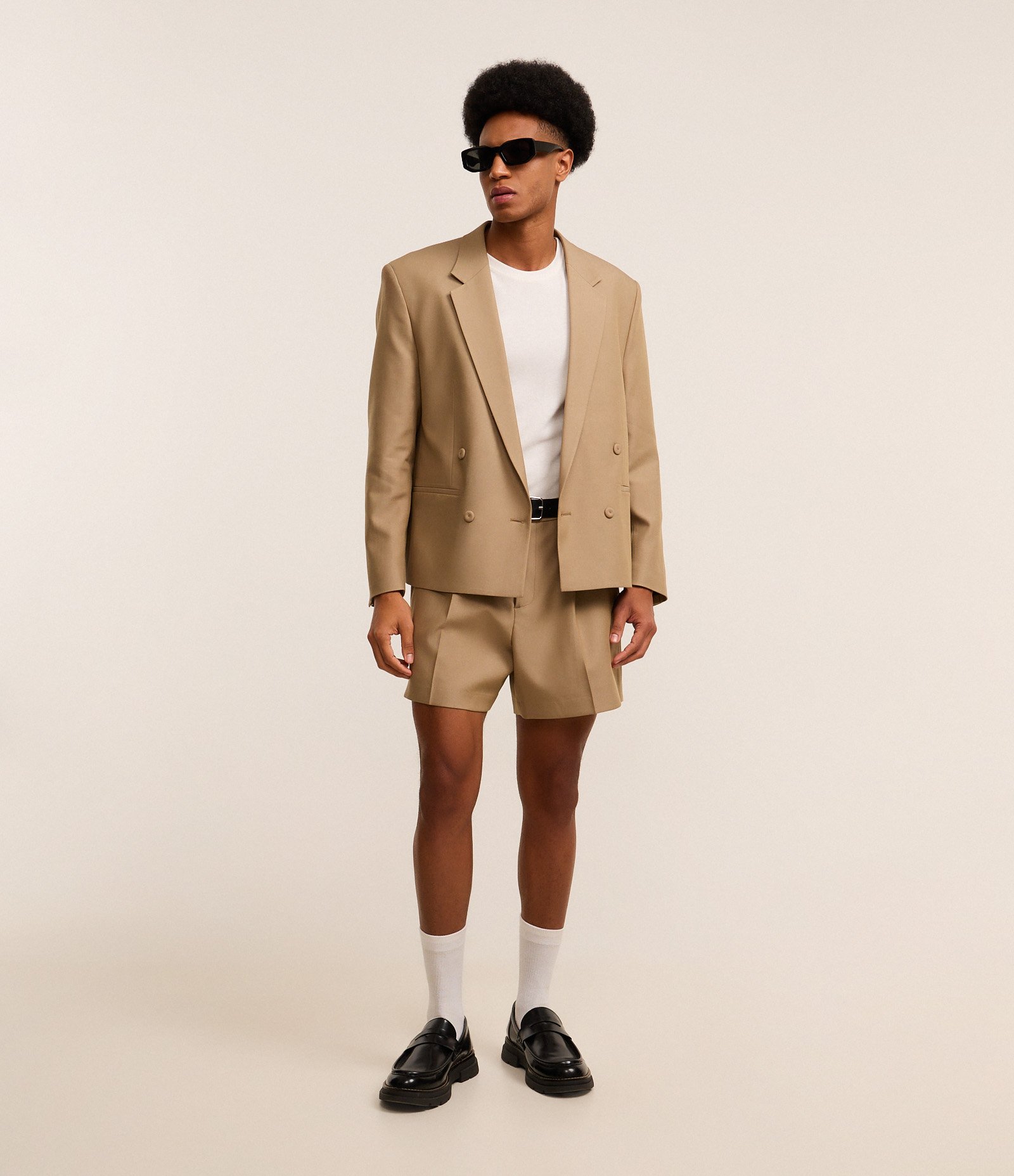 Blazer Boxy em Viscose Alfaiatado com Botões Bege 8