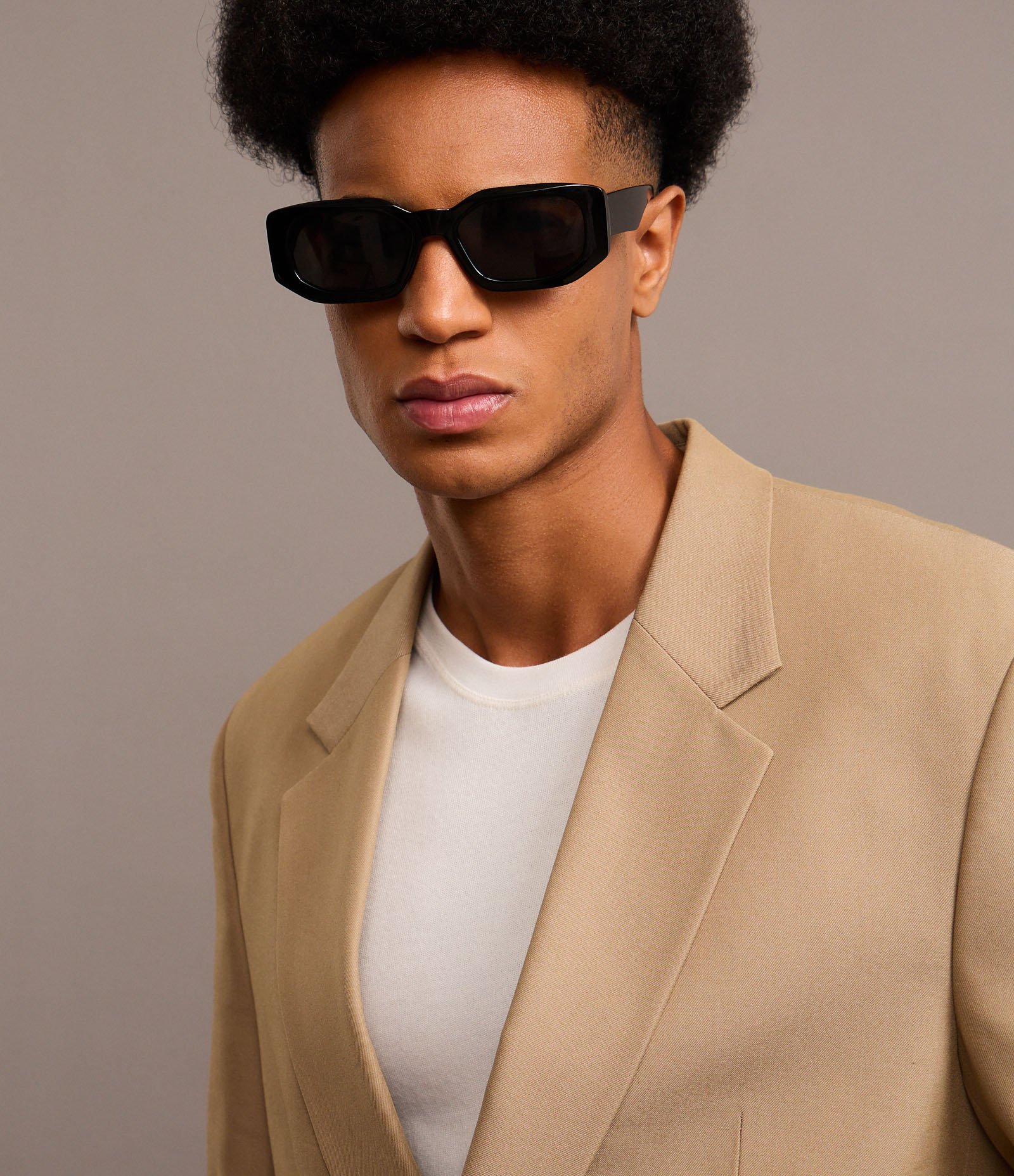 Blazer Boxy em Viscose Alfaiatado com Botões Bege 9