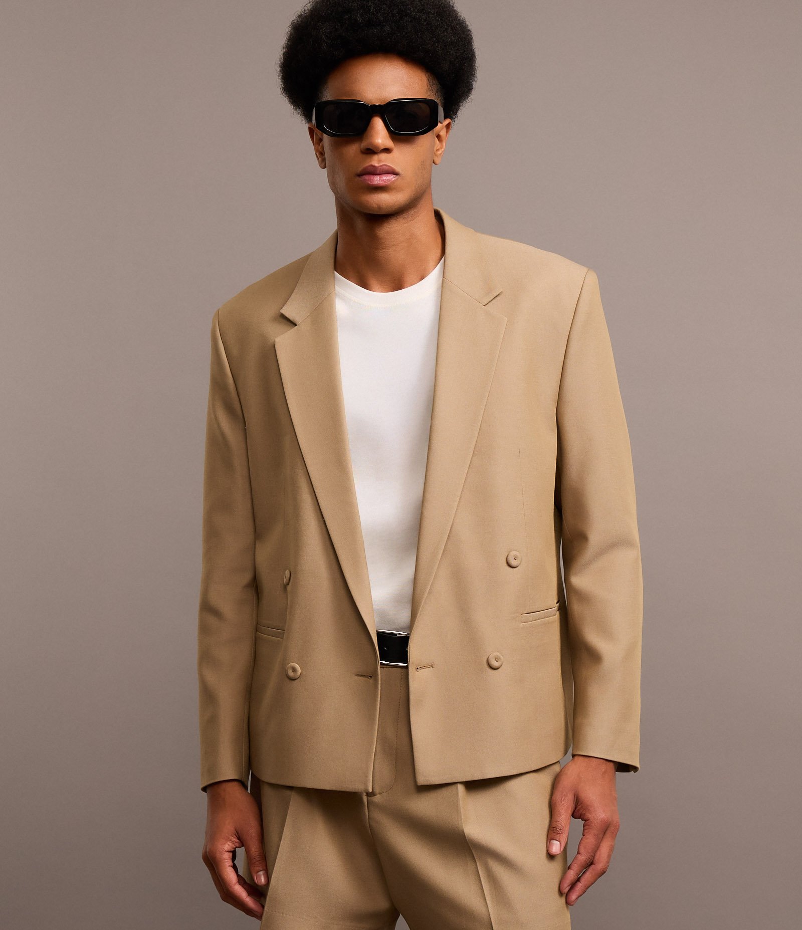 Blazer Boxy em Viscose Alfaiatado com Botões Bege 7