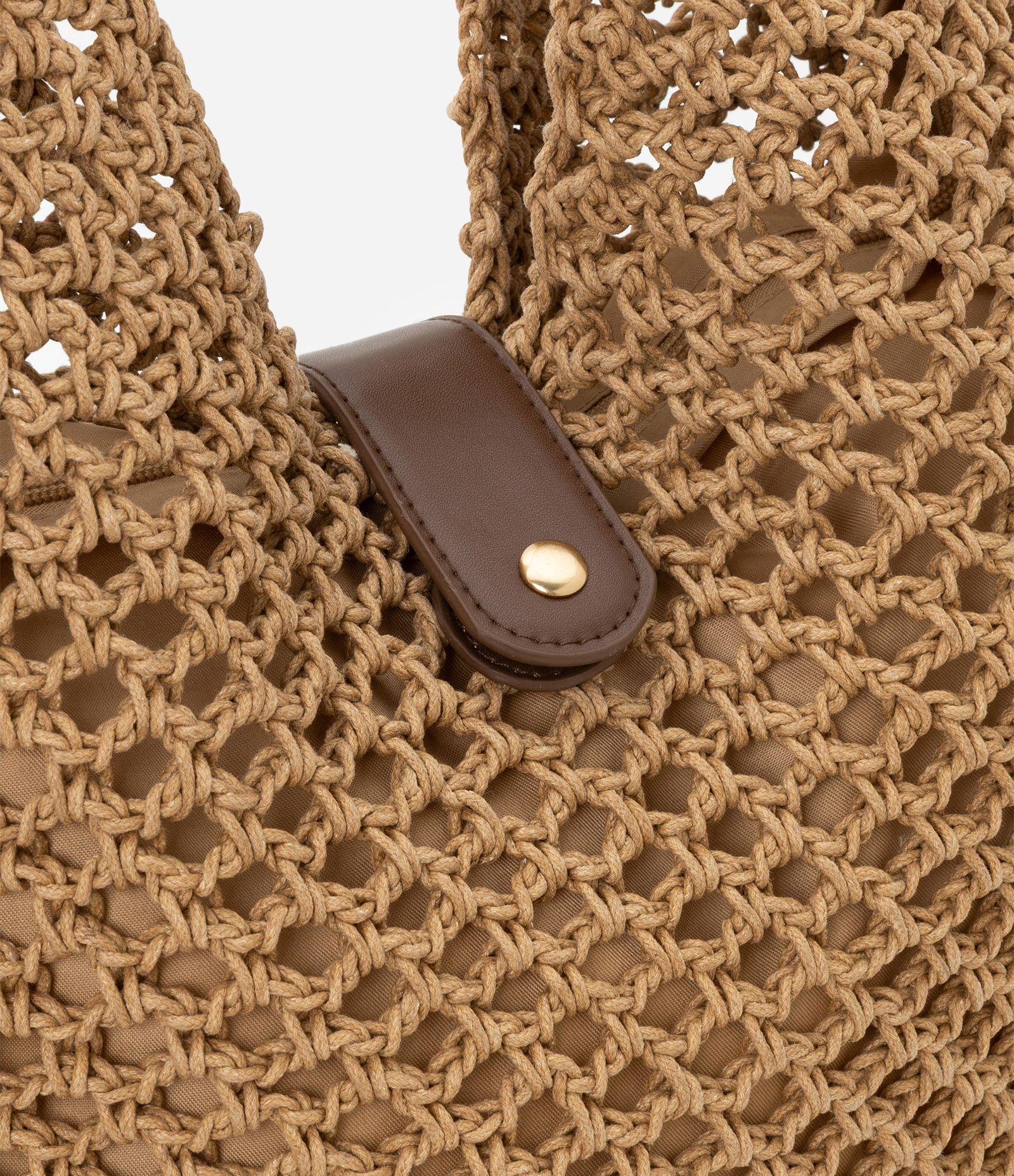 Bolsa Hobo Grande com Efeito Macramê e Alça de PU Bege 7