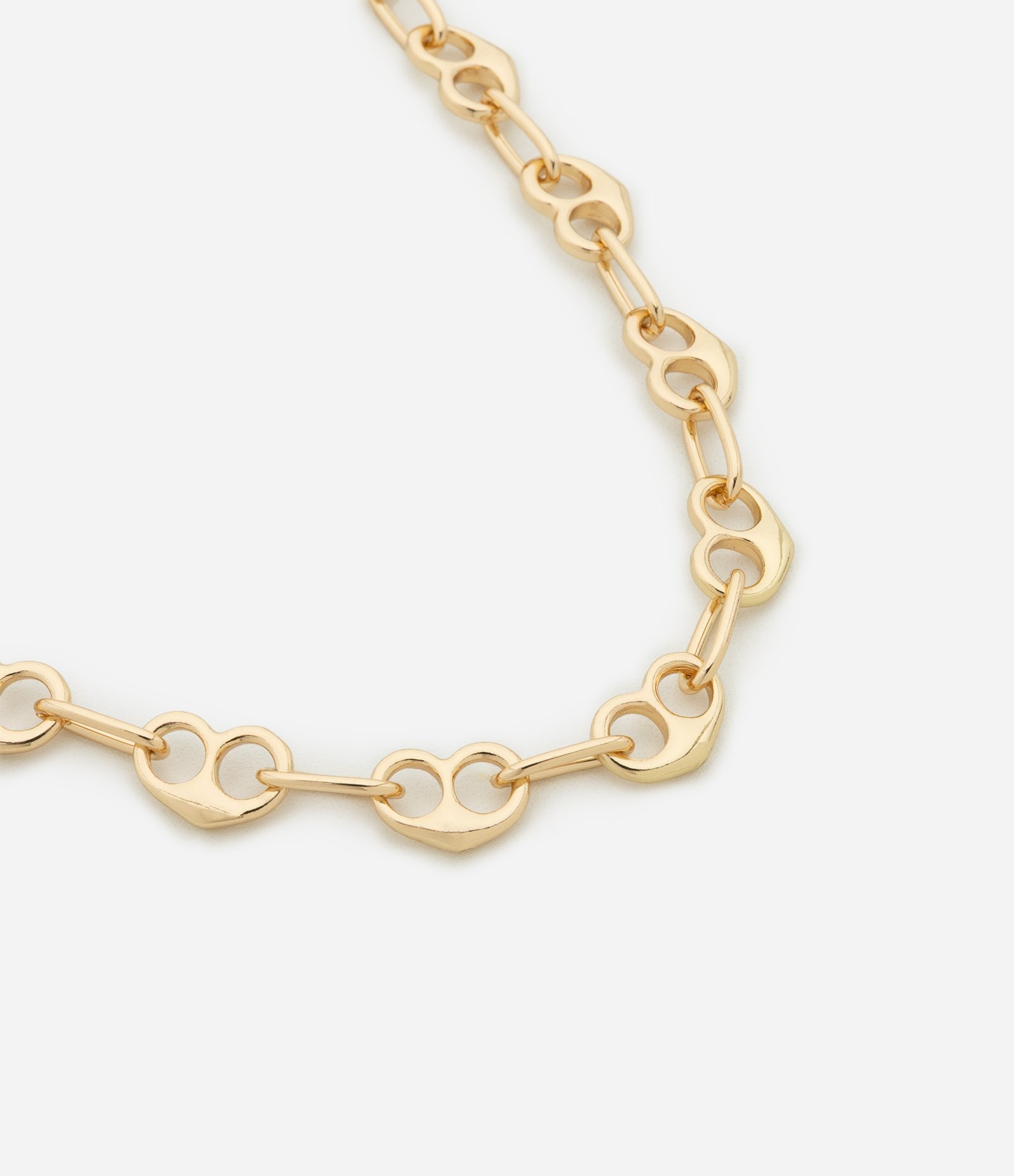 Colar Curto com Elos em Forma de Coração Vazado Dourado 1